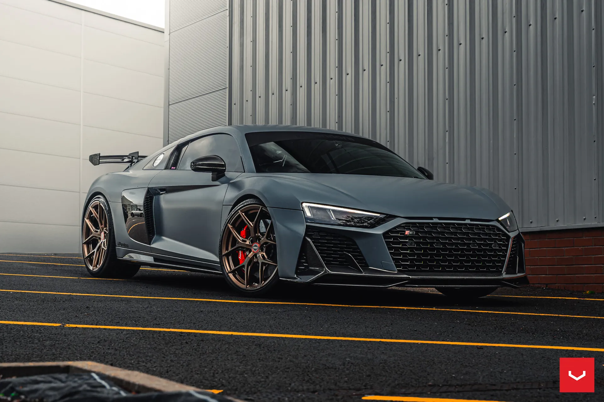 Audi R8, 1