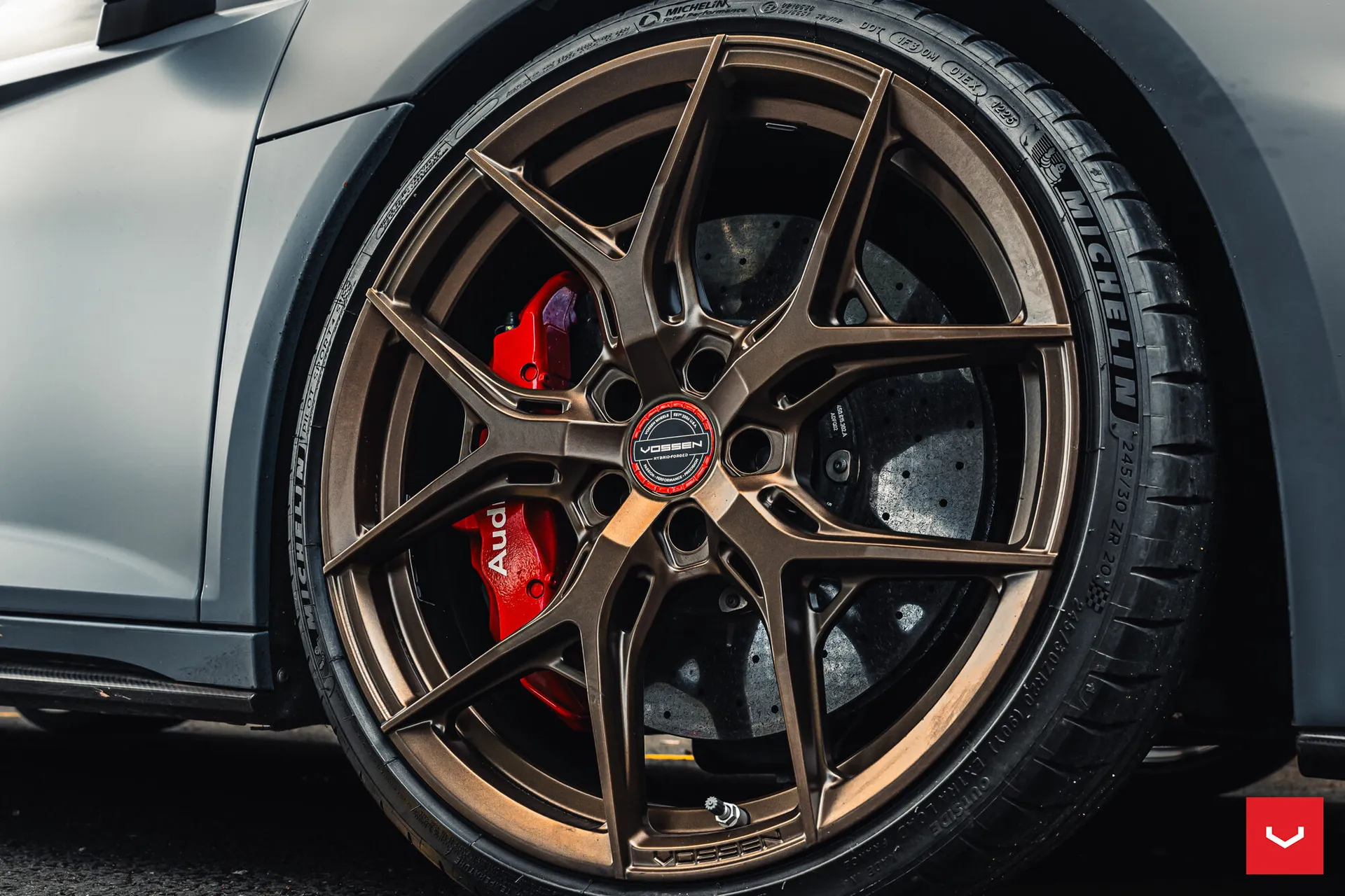 Audi R8, 4
