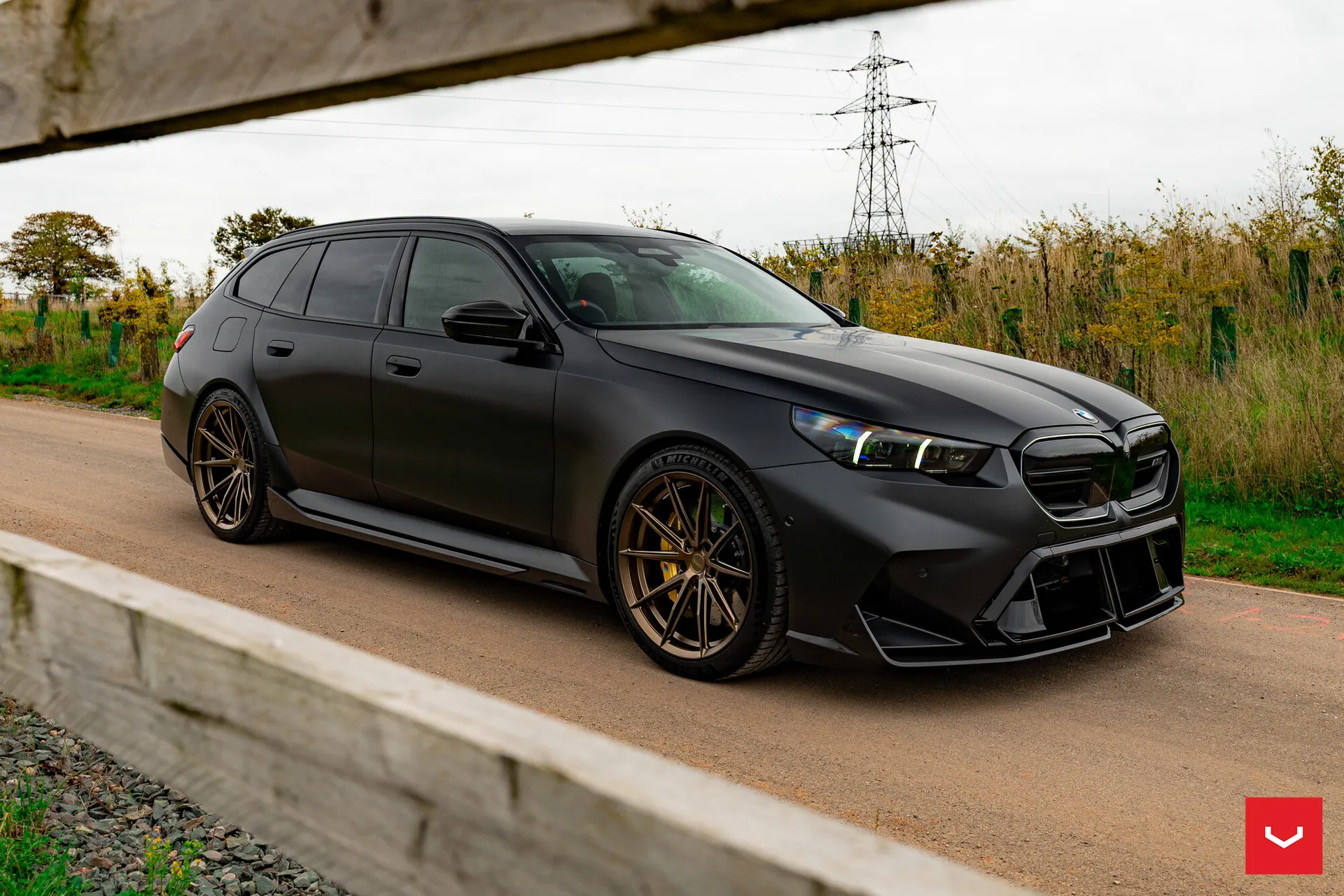 BMW 5 Series / M5, 16
