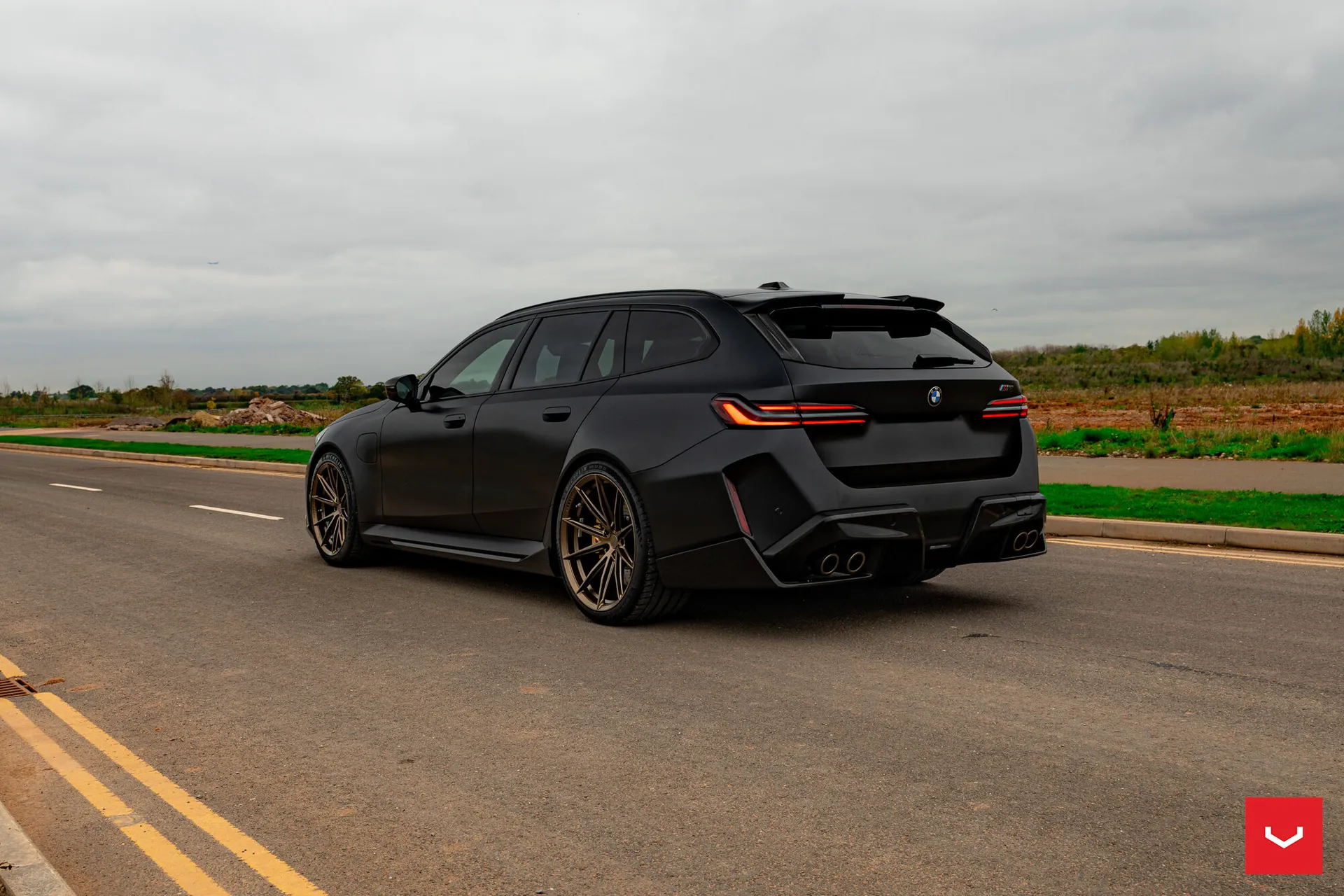 BMW 5 Series / M5, 9