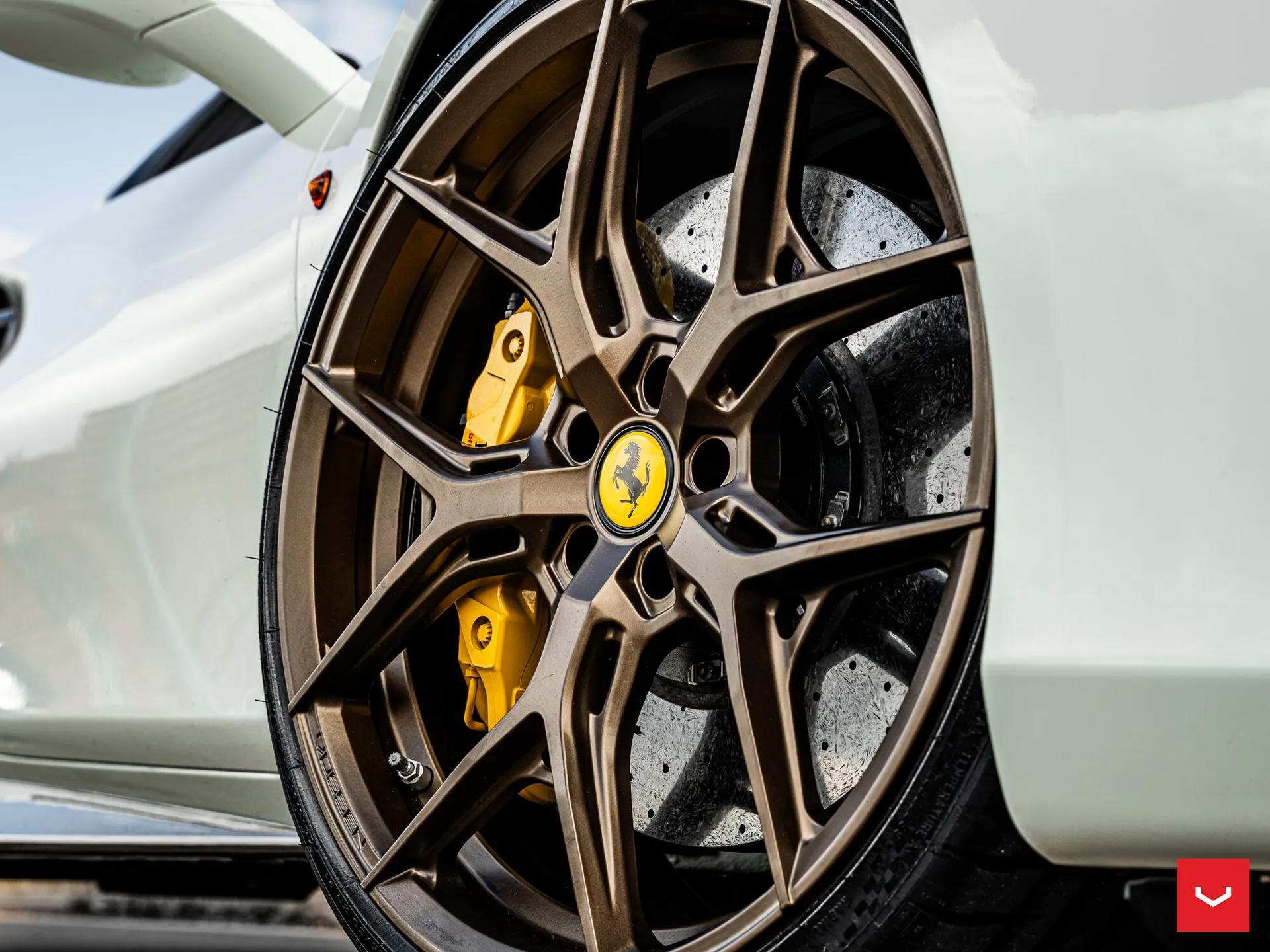 Ferrari 488, 2