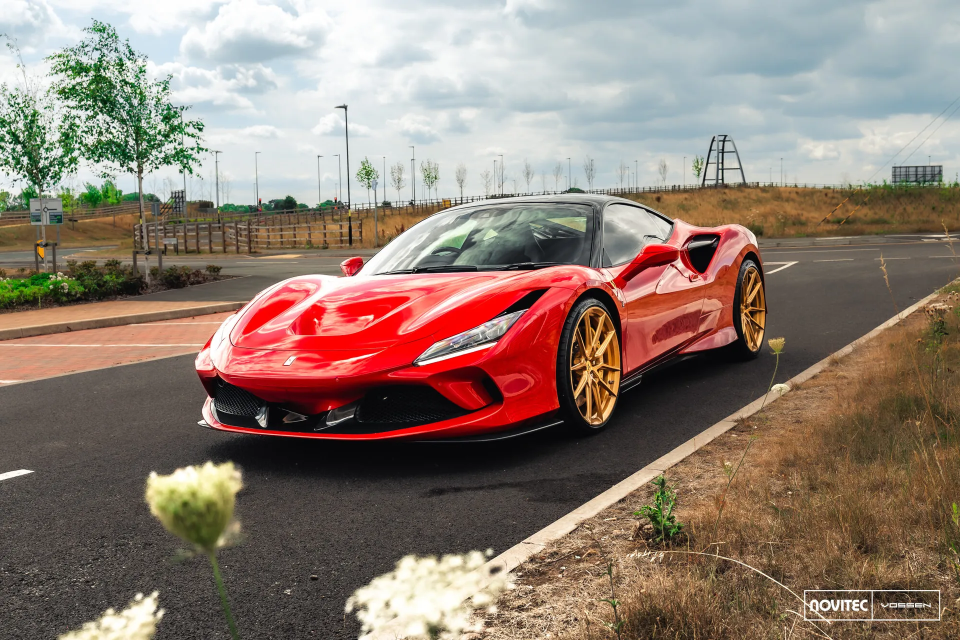Ferrari F8, 15