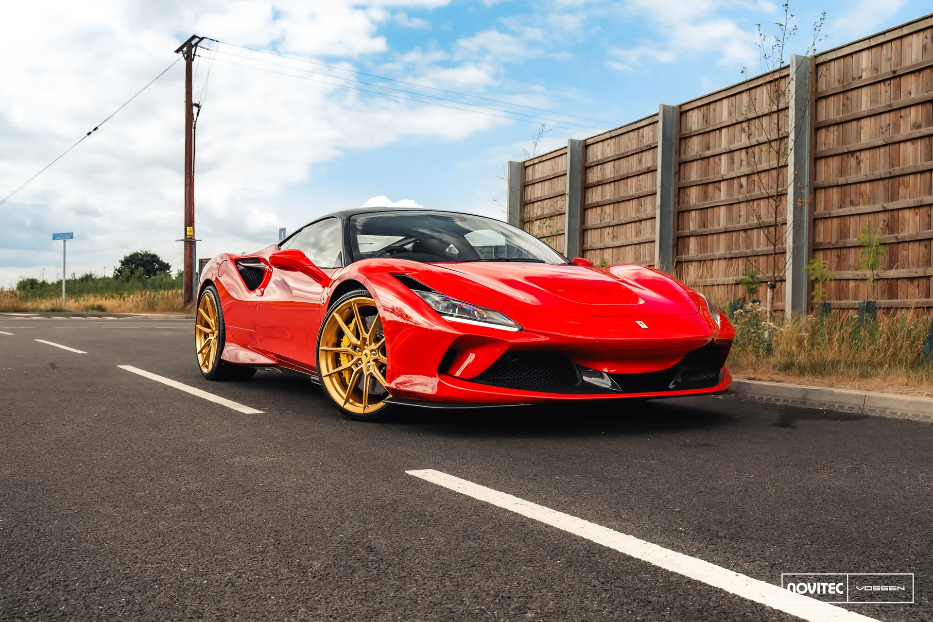 Ferrari F8, 4