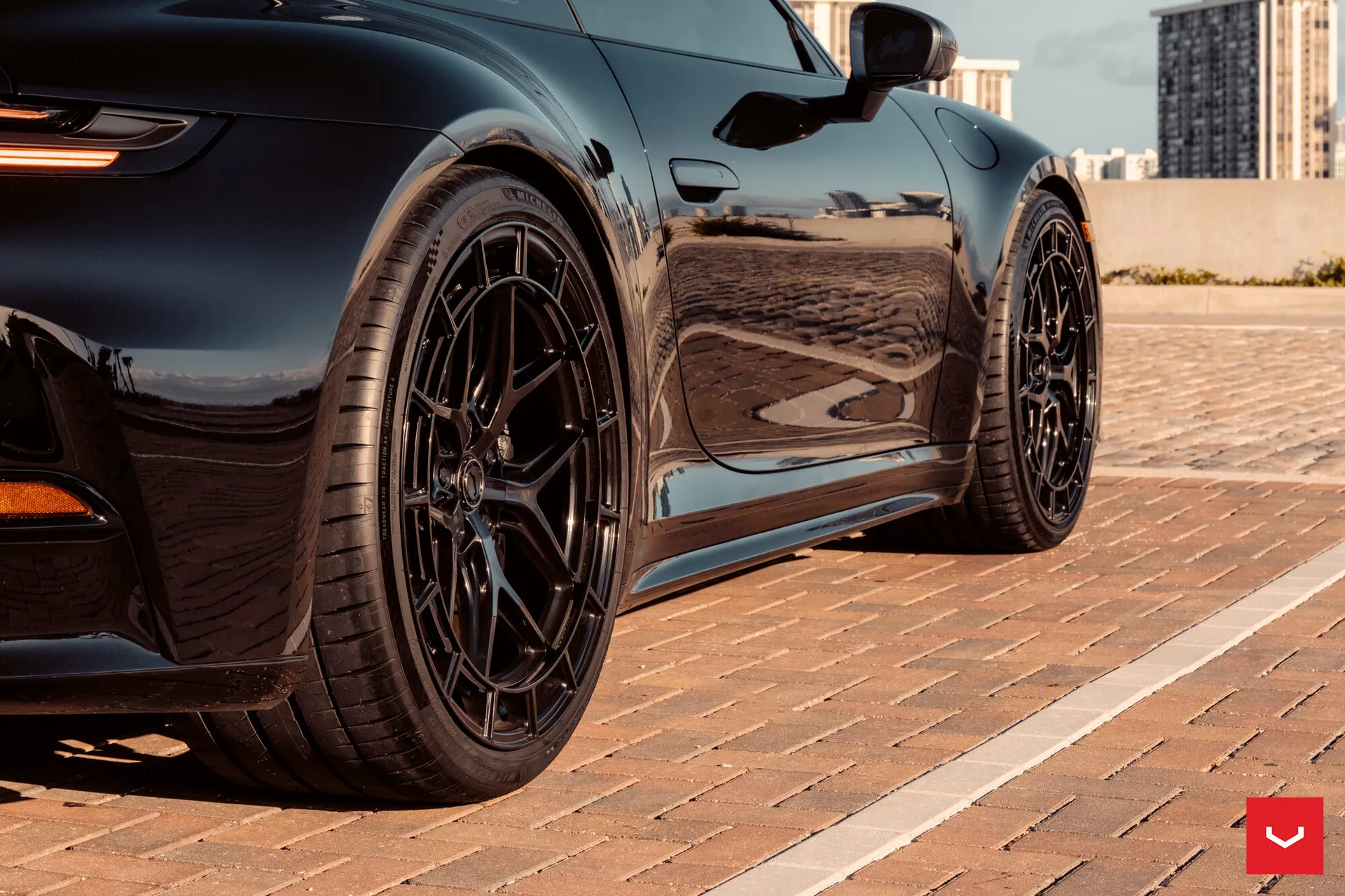 Porsche 992, 18