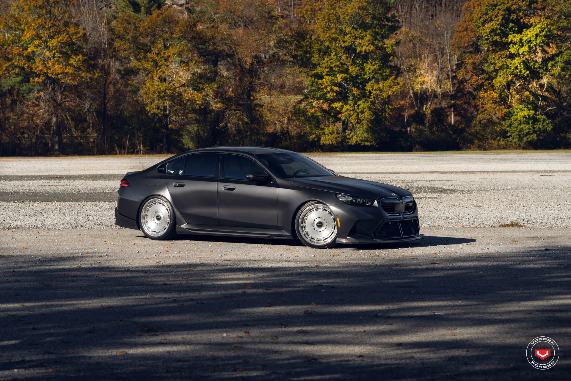 BMW 5 Series / M5, 1