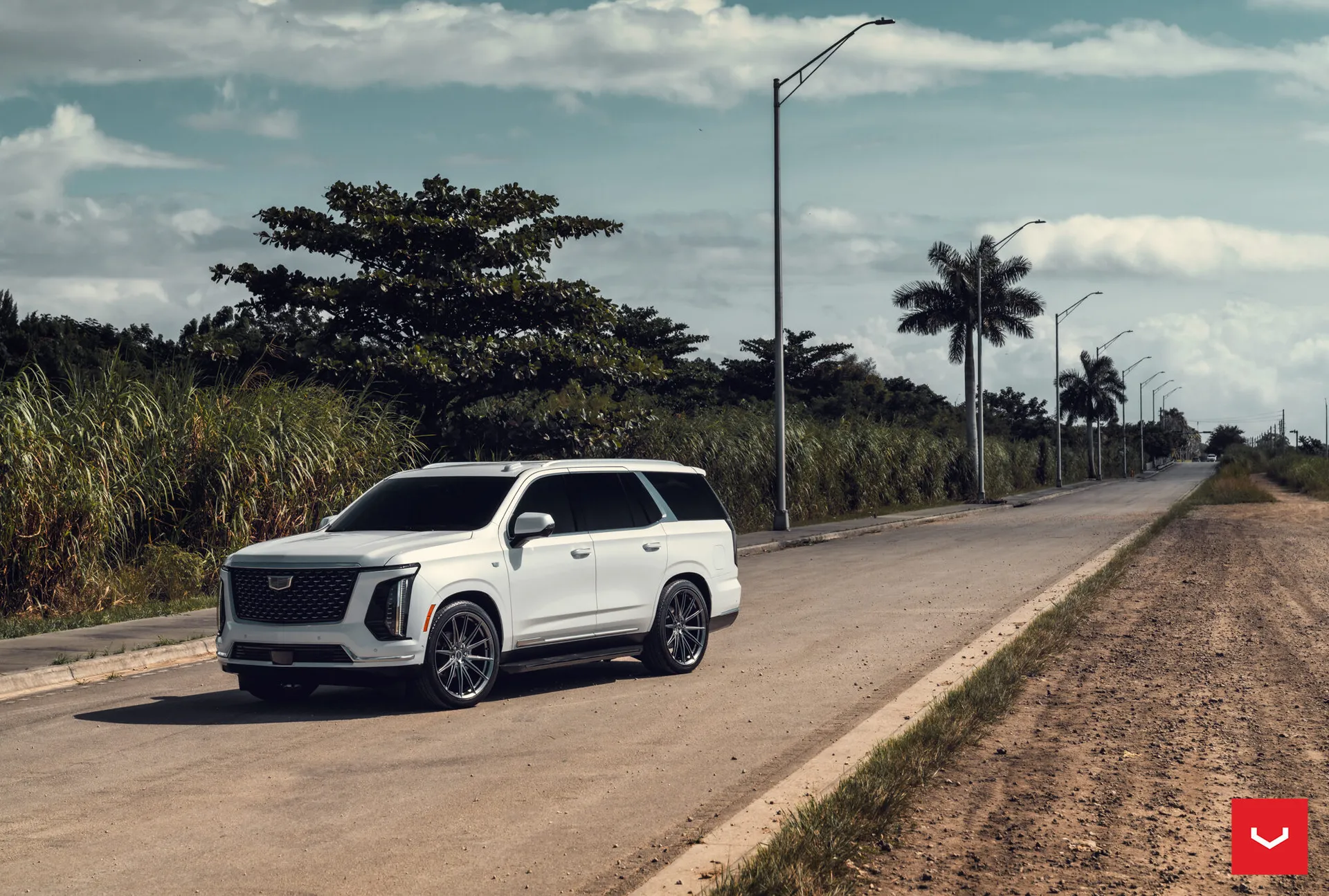 Cadillac Escalade, 7