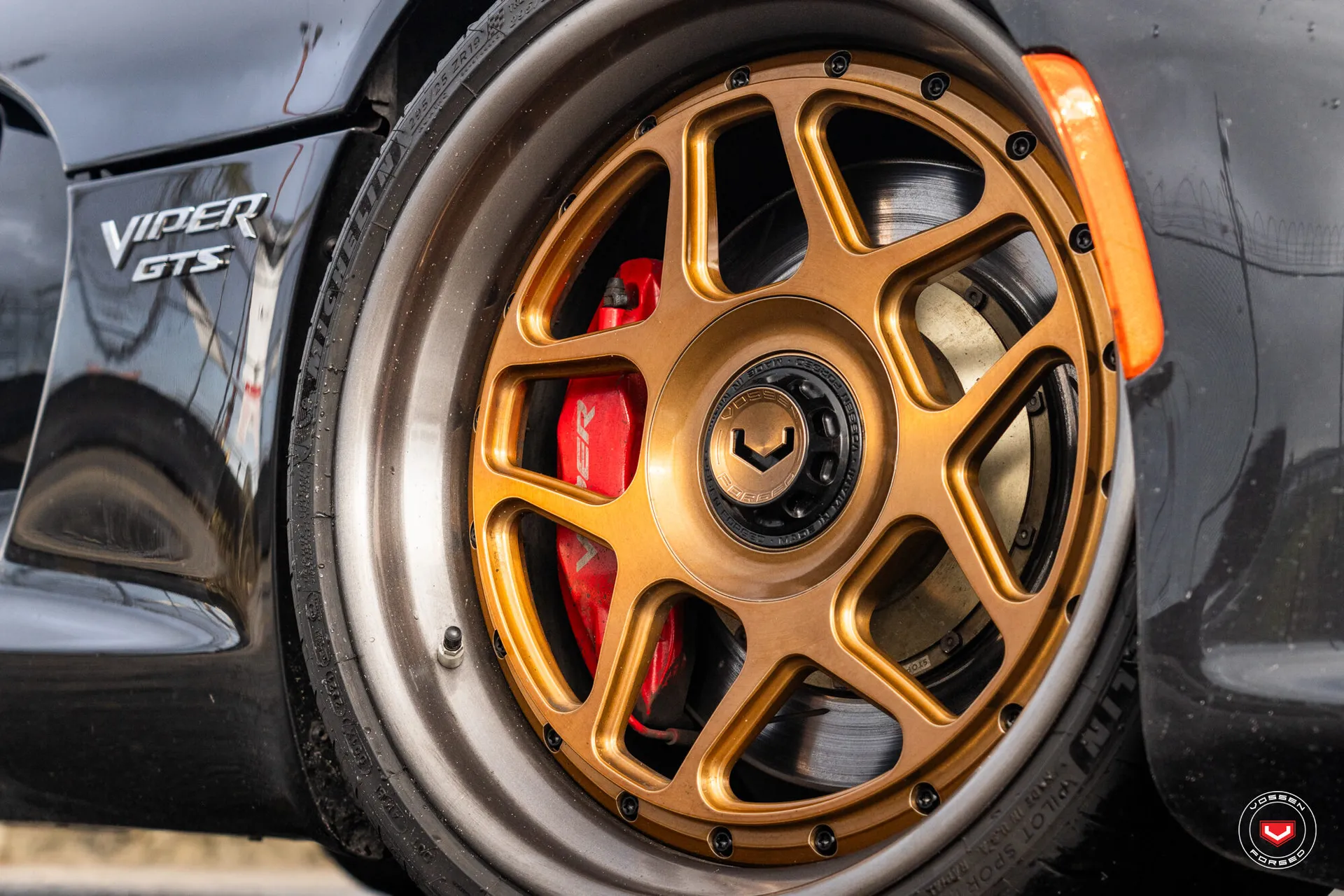 Dodge Viper, 4