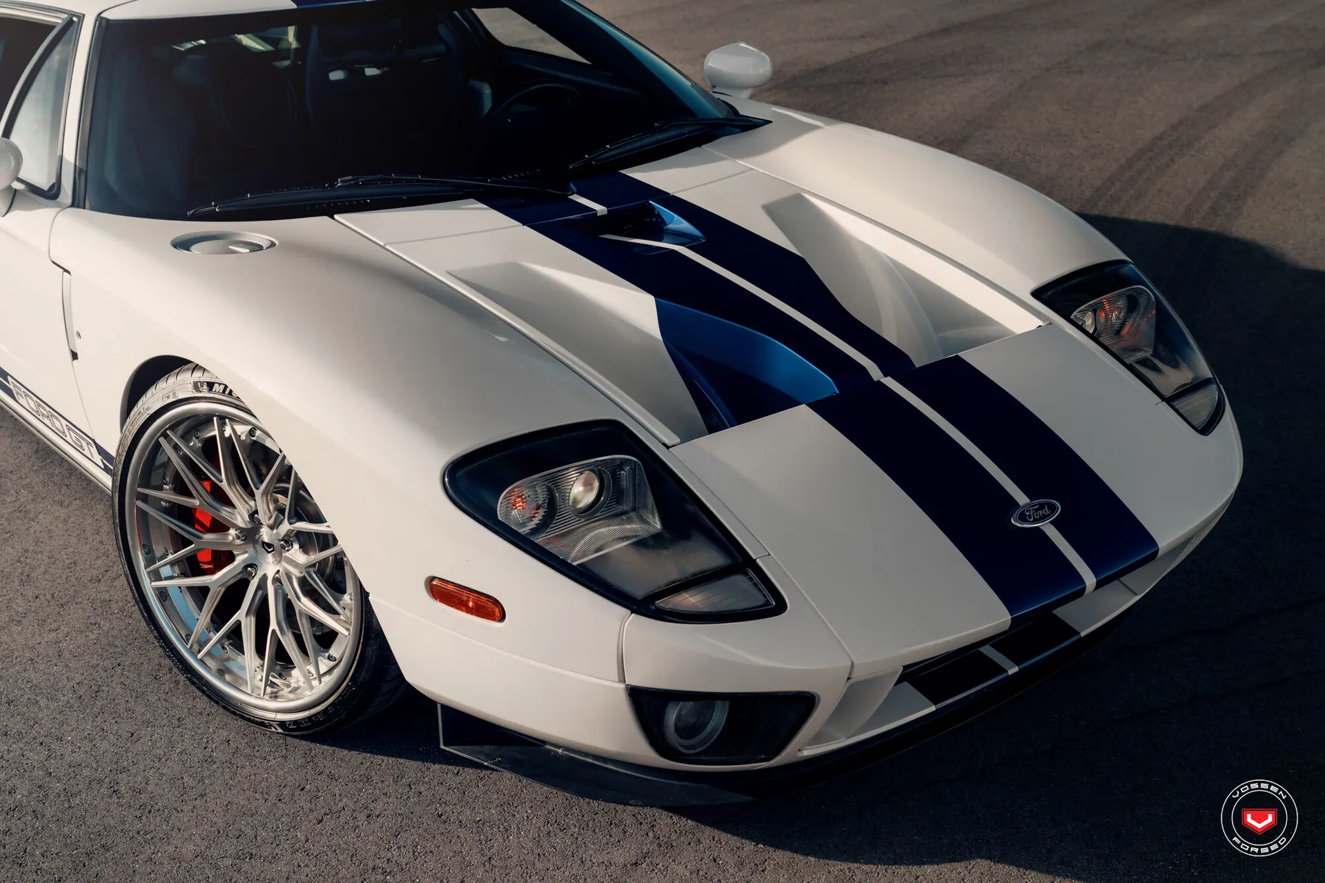 Ford GT, 15