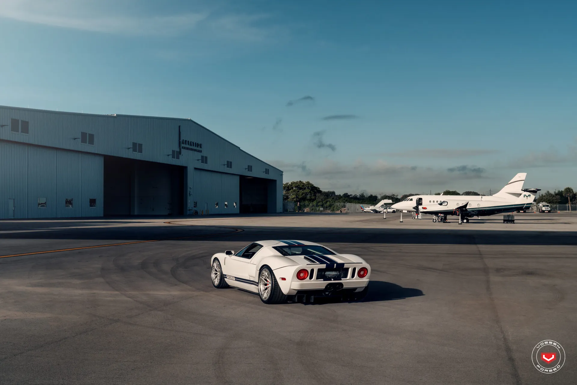 Ford GT, 6