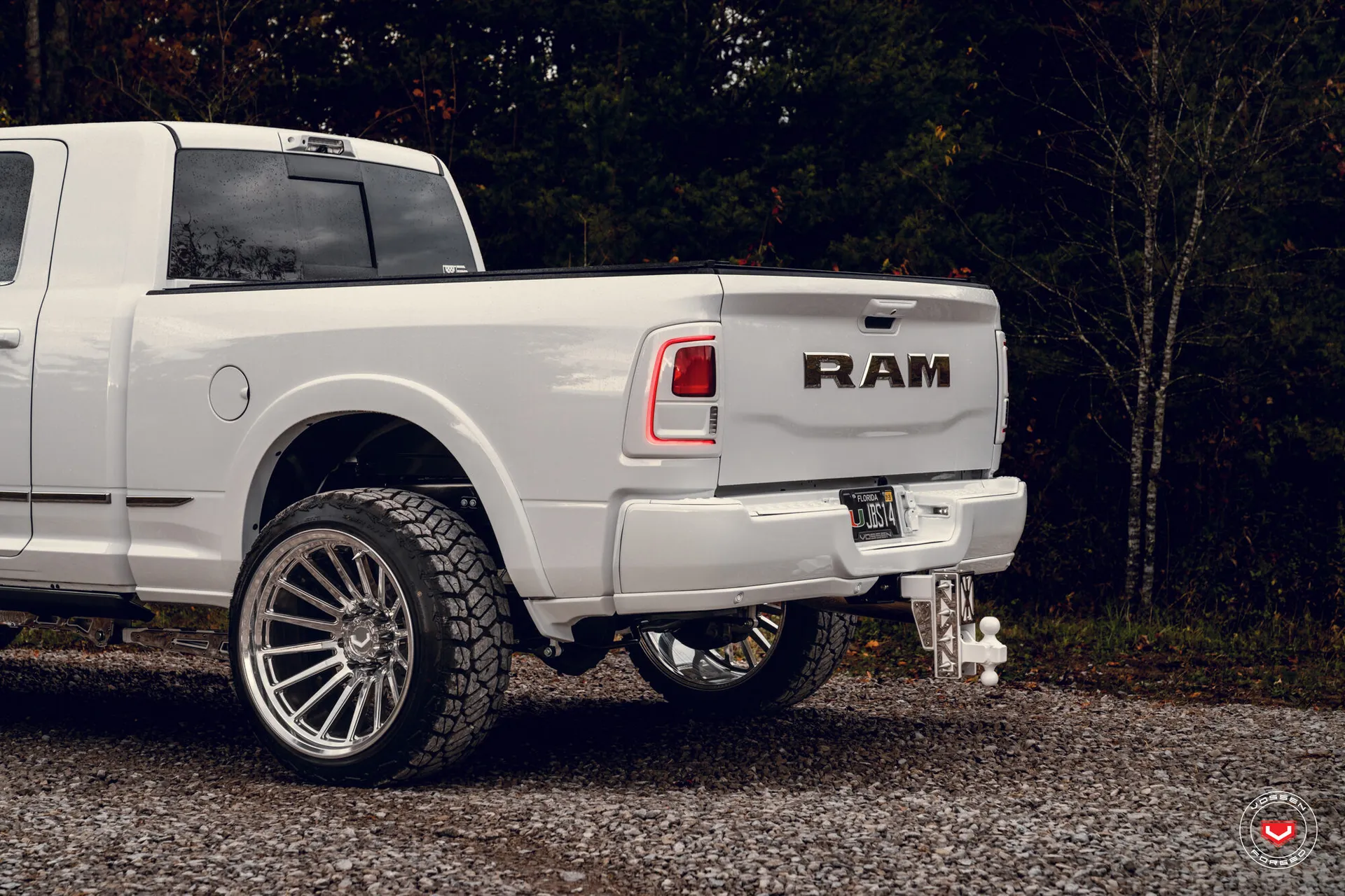 Dodge Ram 2500, 15