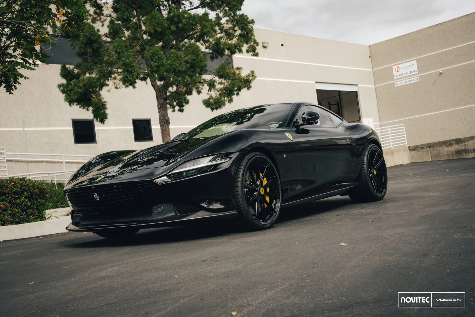 Ferrari Roma, 3