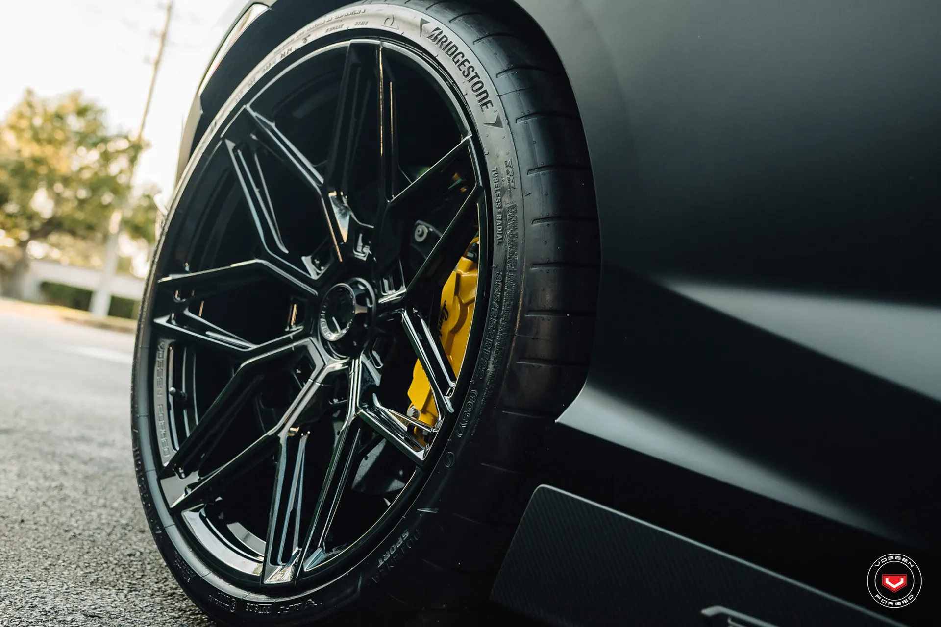 Lamborghini Revuelto, 3