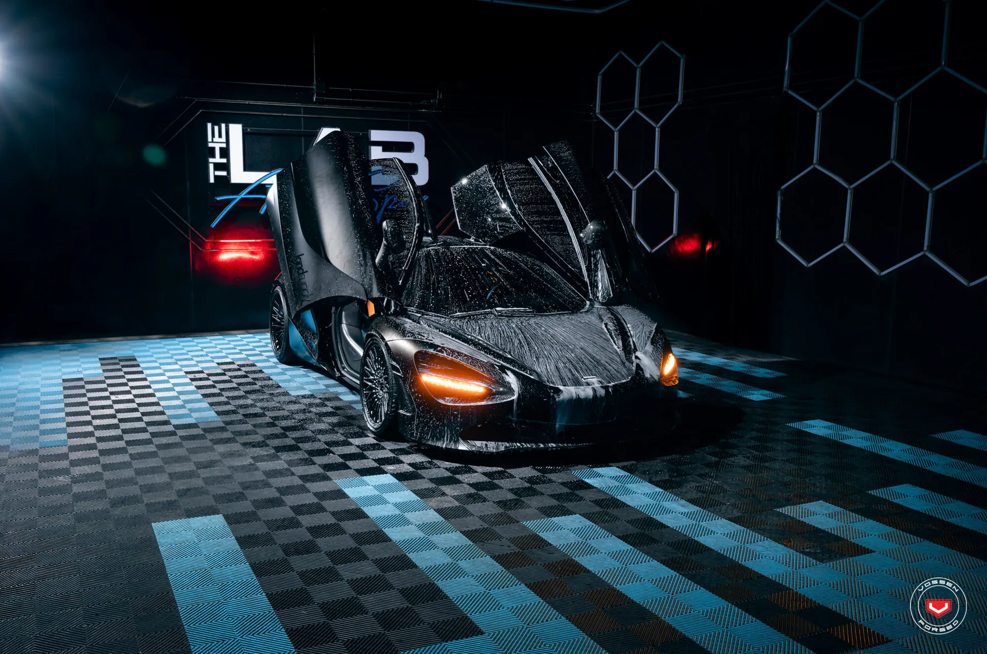 McLaren 720S, 11