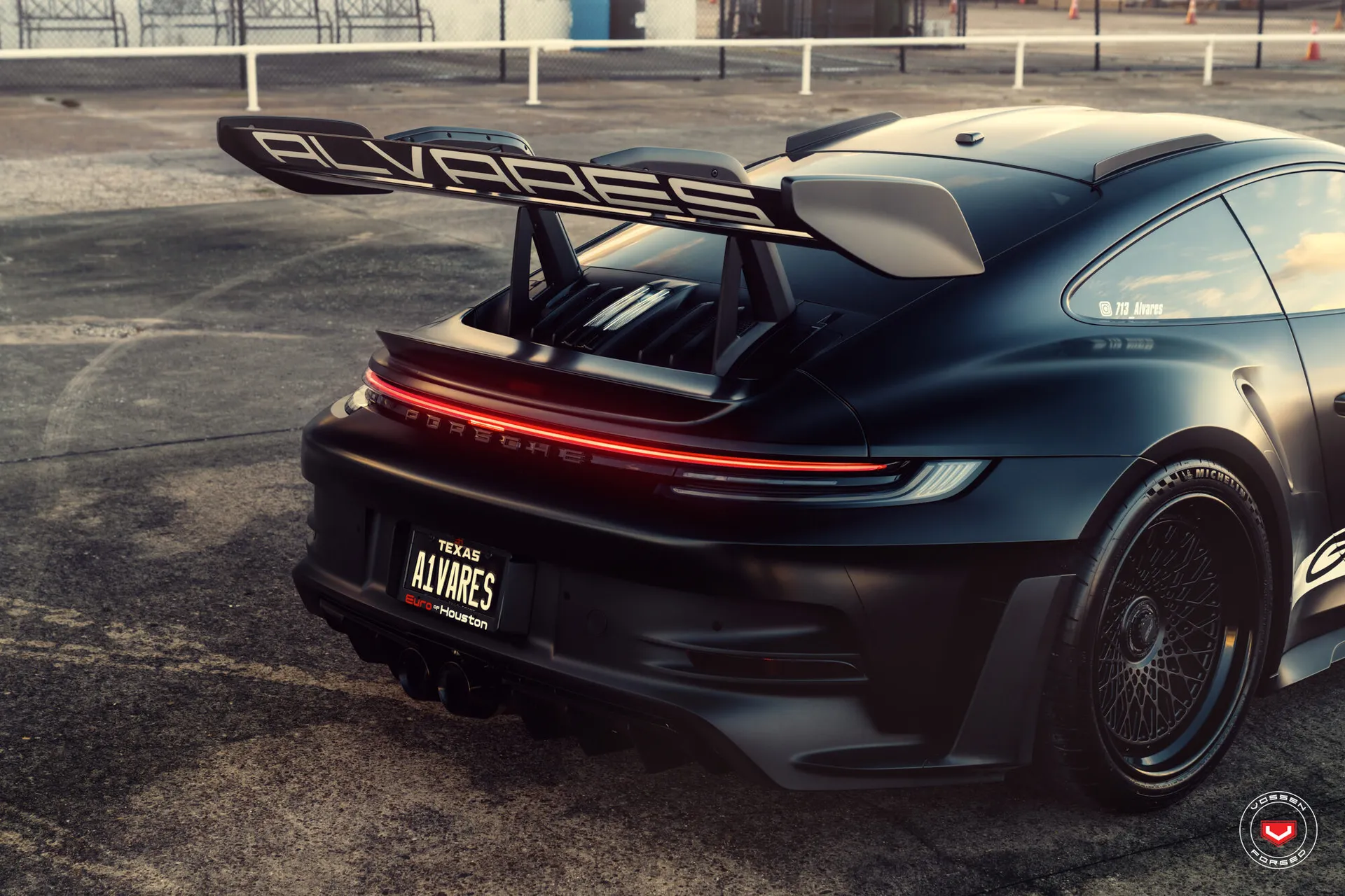 Porsche 992, 15