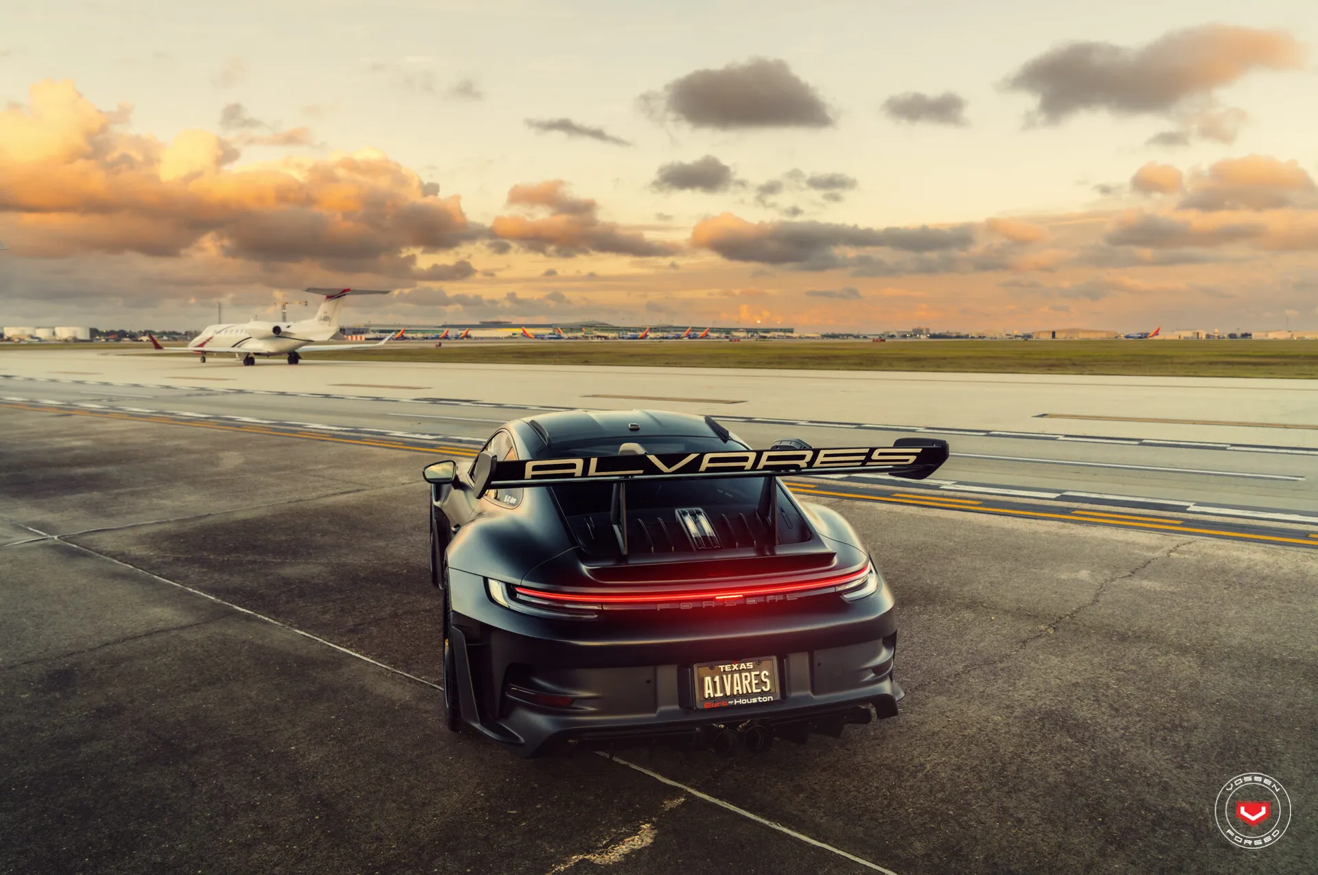 Porsche 992, 5