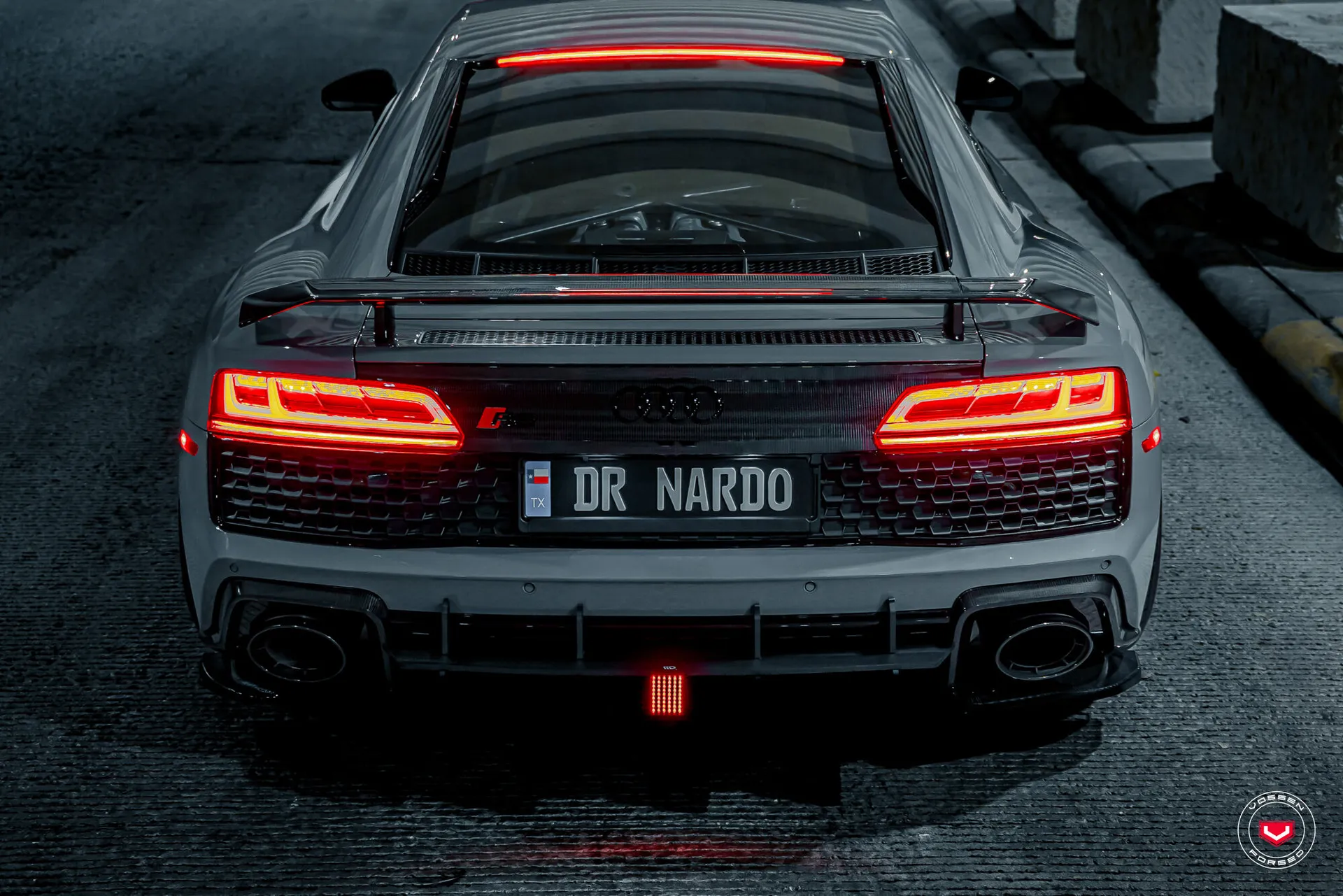Audi R8, 32