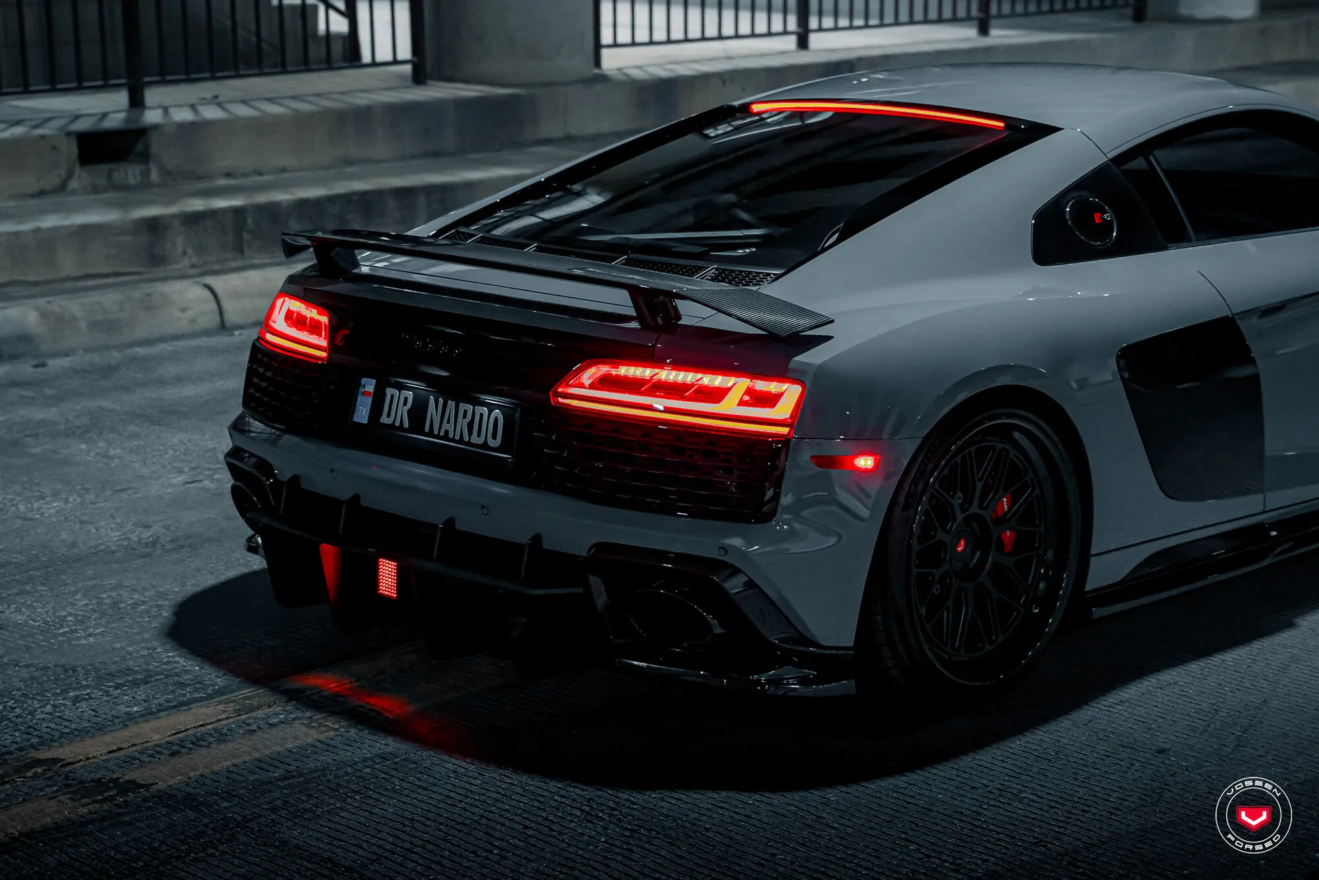Audi R8, 12