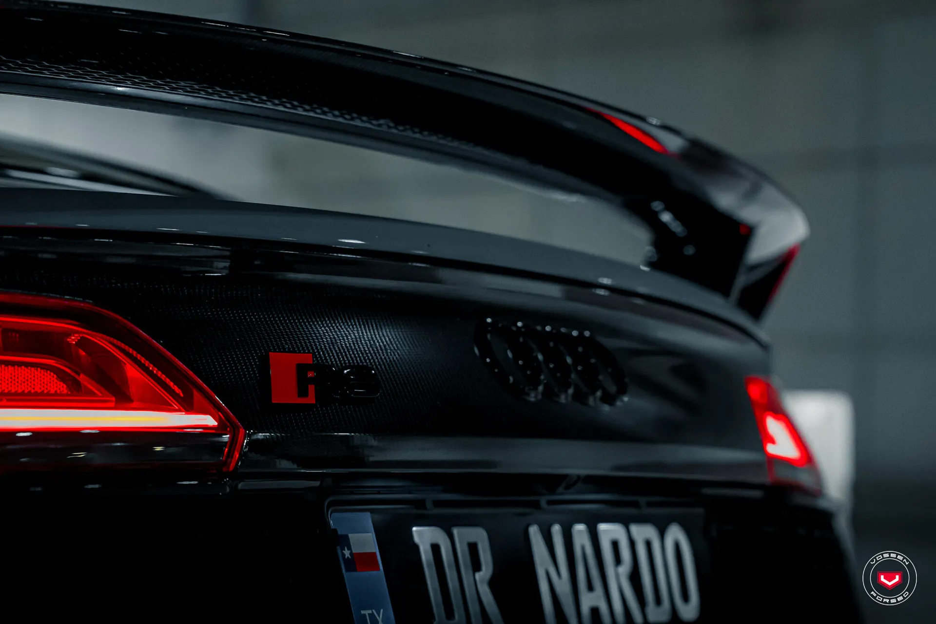 Audi R8, 10