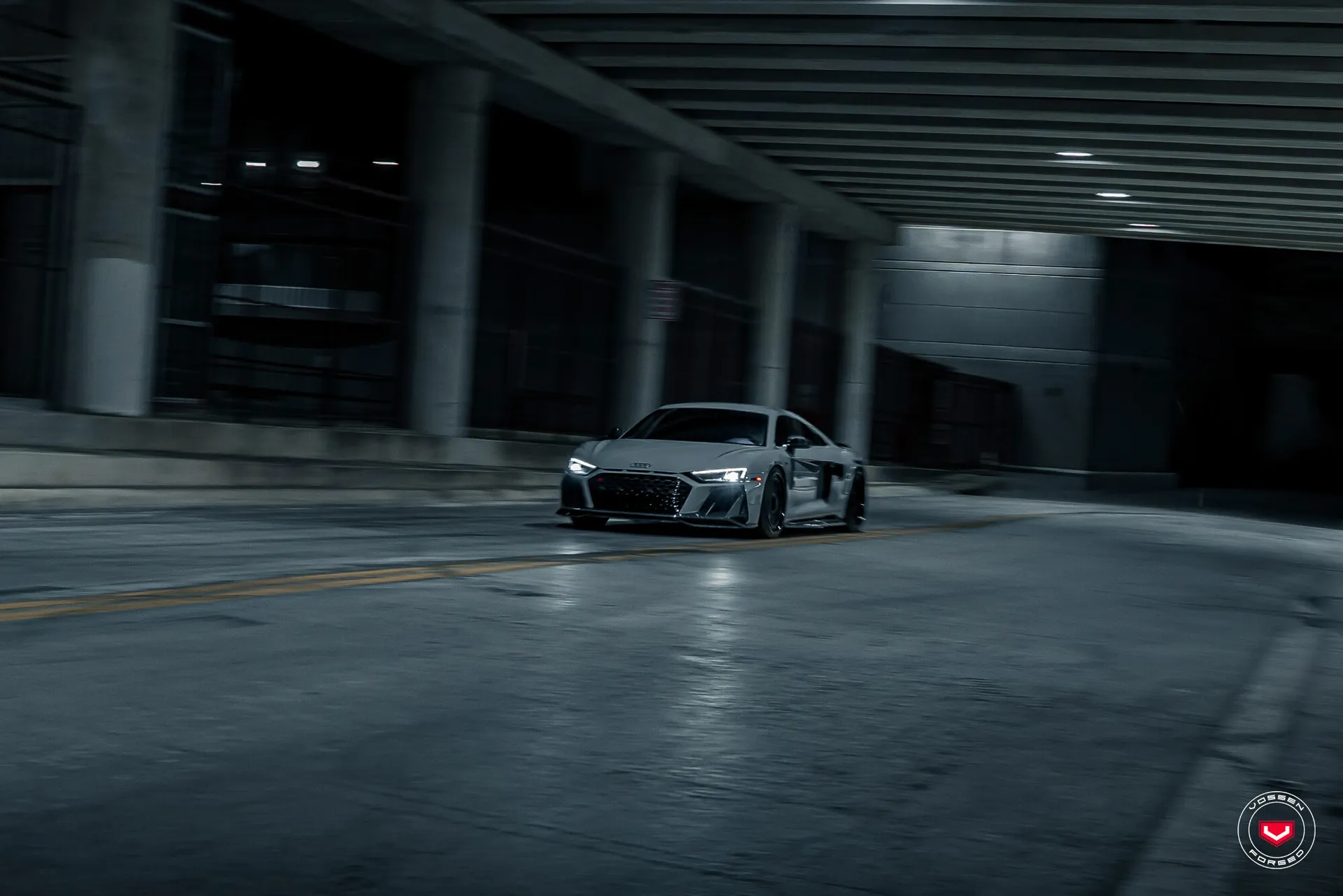 Audi R8, 4
