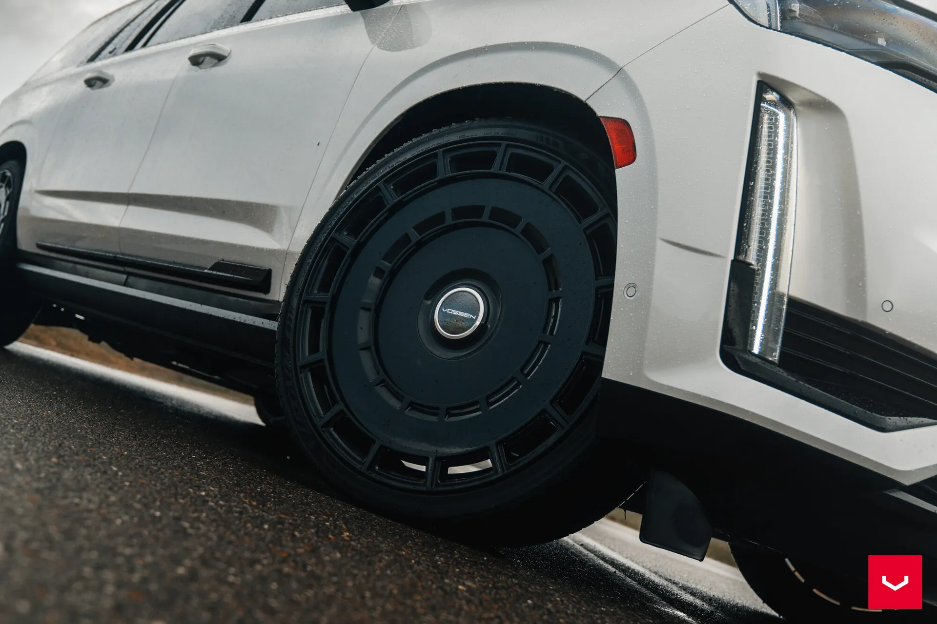 Cadillac Escalade, 3