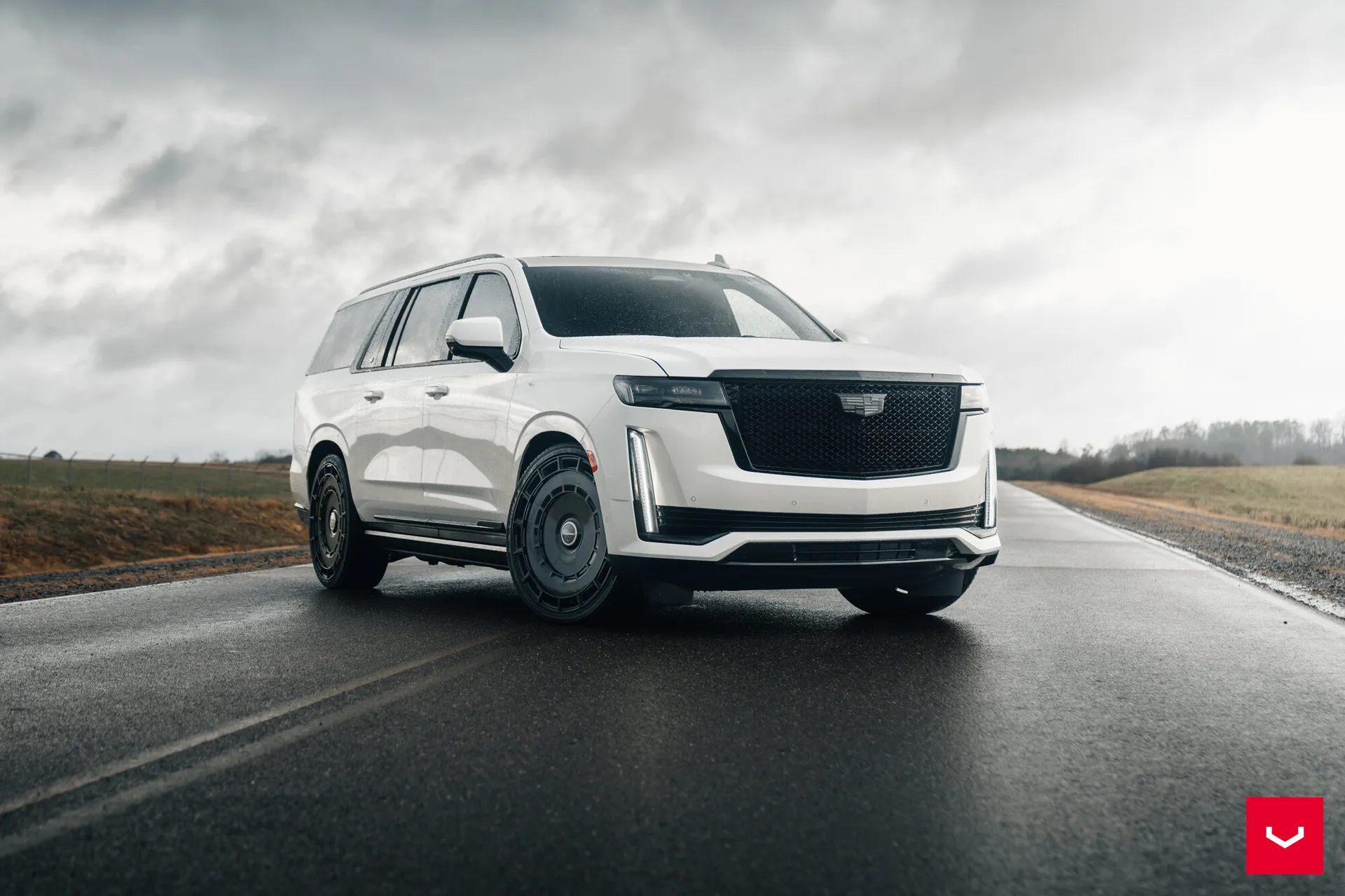 Cadillac Escalade, 1