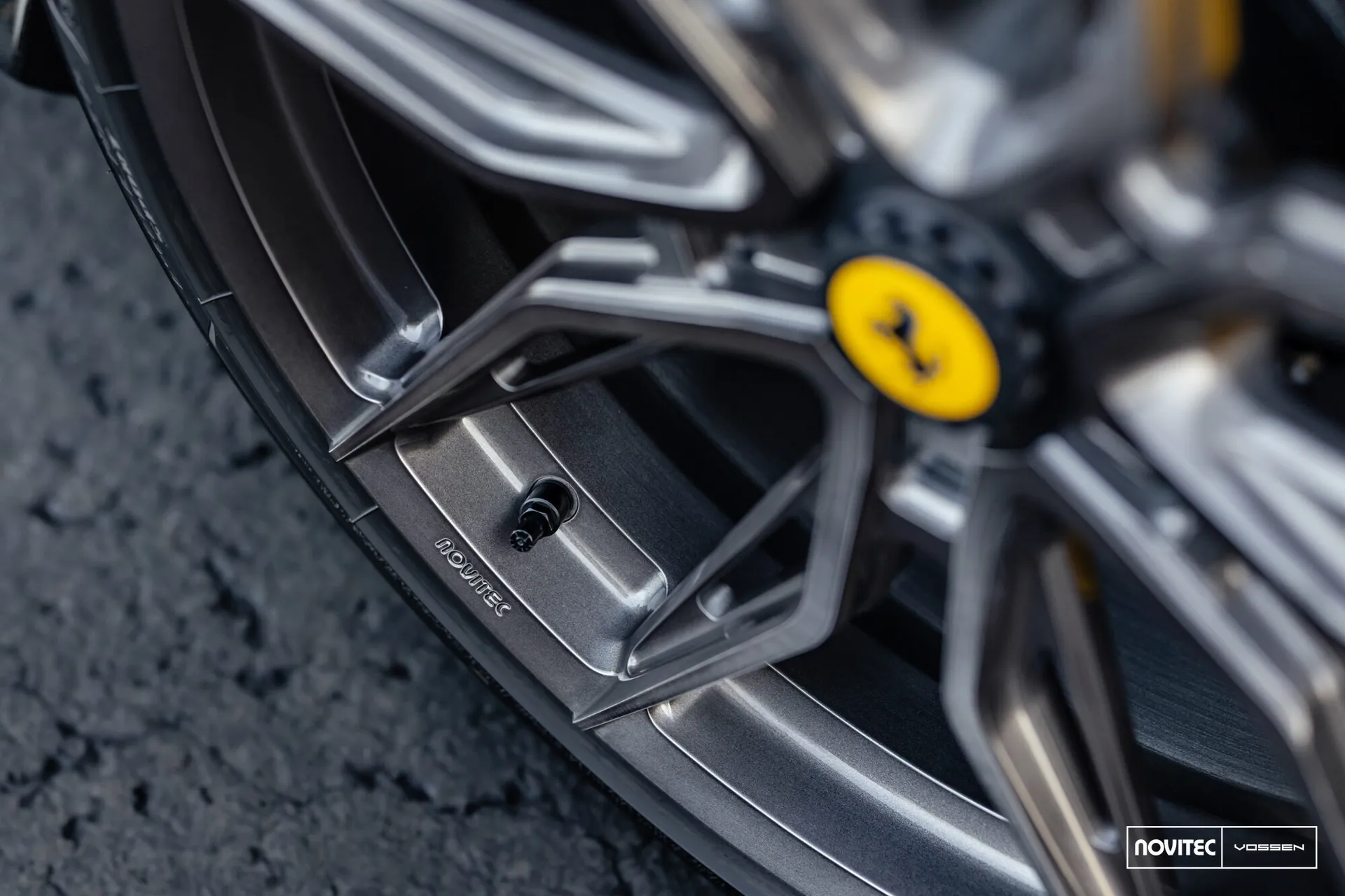 Ferrari Purosangue, 16