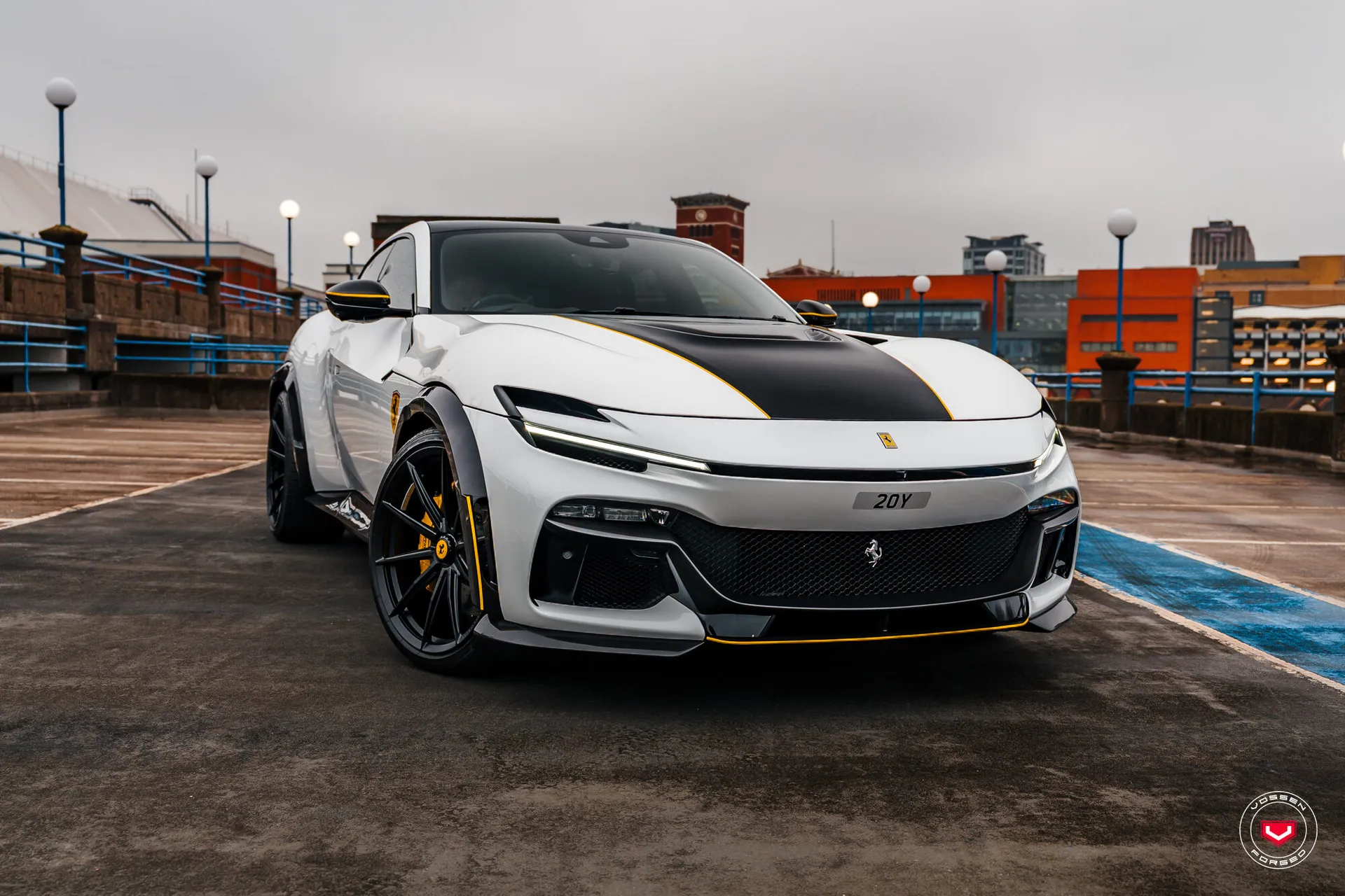 Ferrari Purosangue, 12