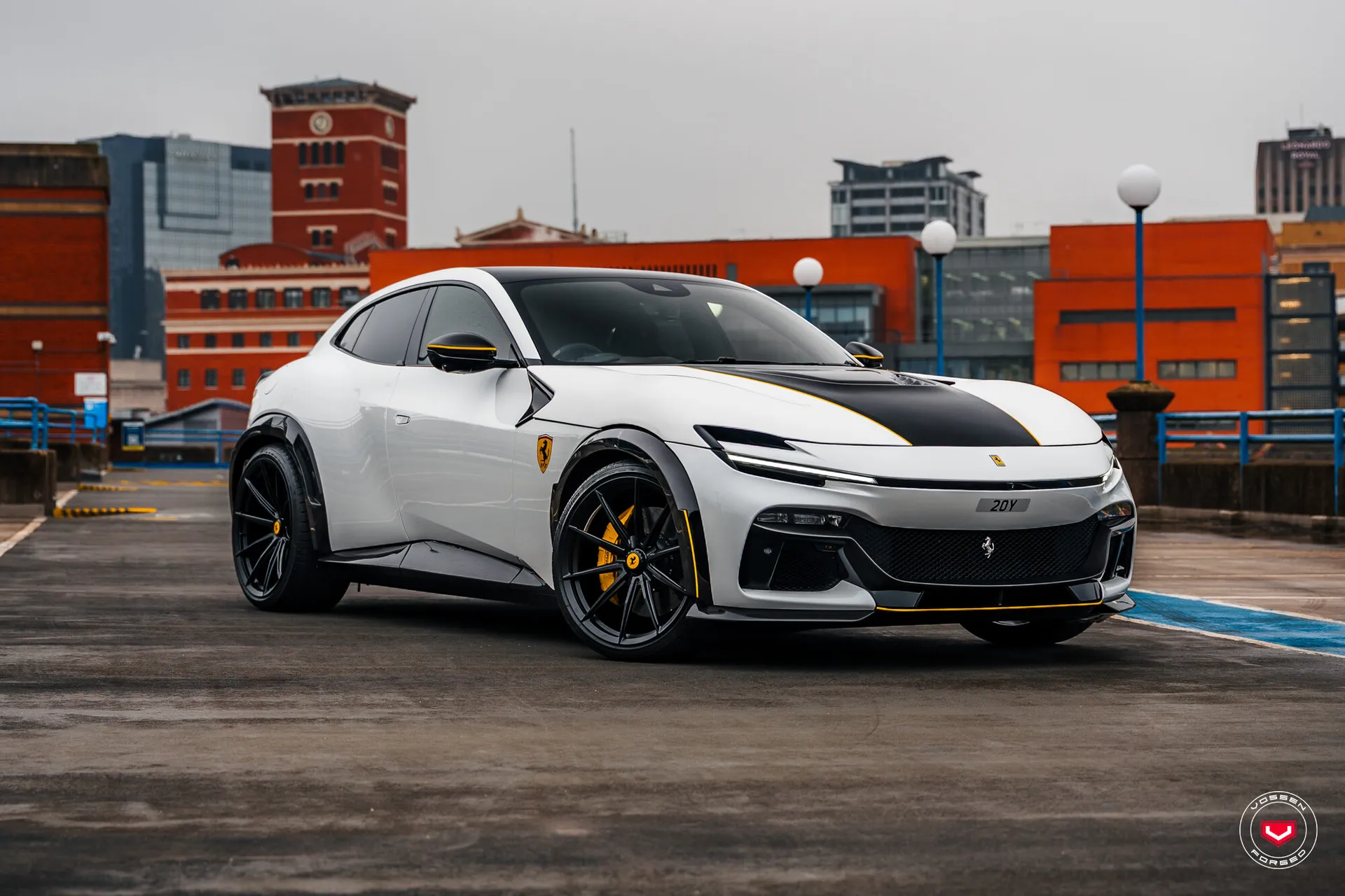 Ferrari Purosangue, 6