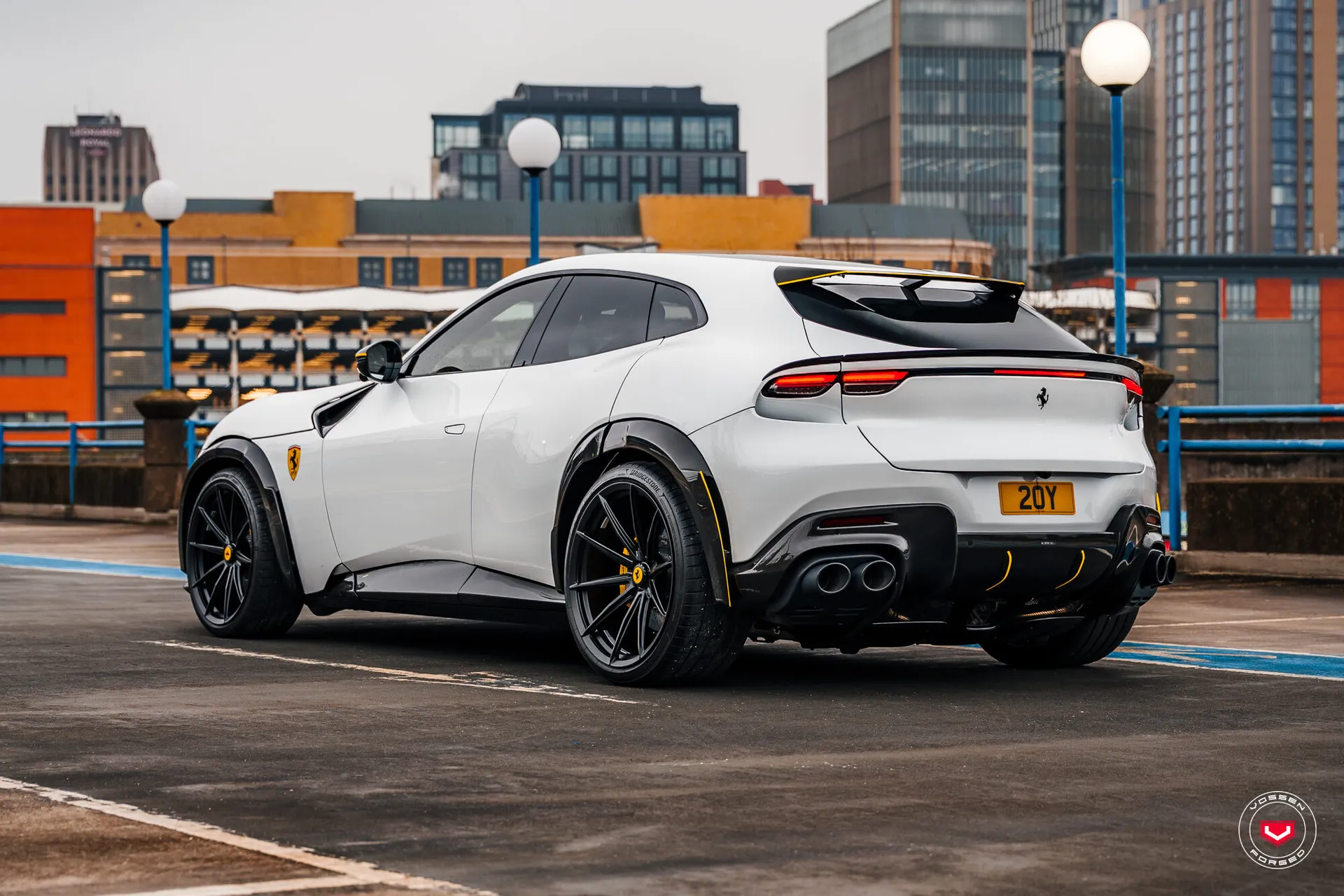 Ferrari Purosangue, 17