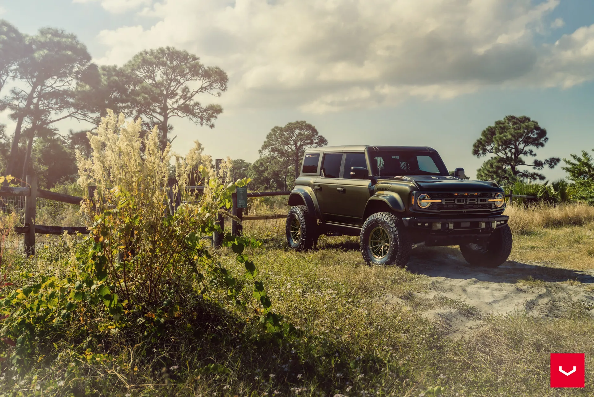 Ford Bronco, 16