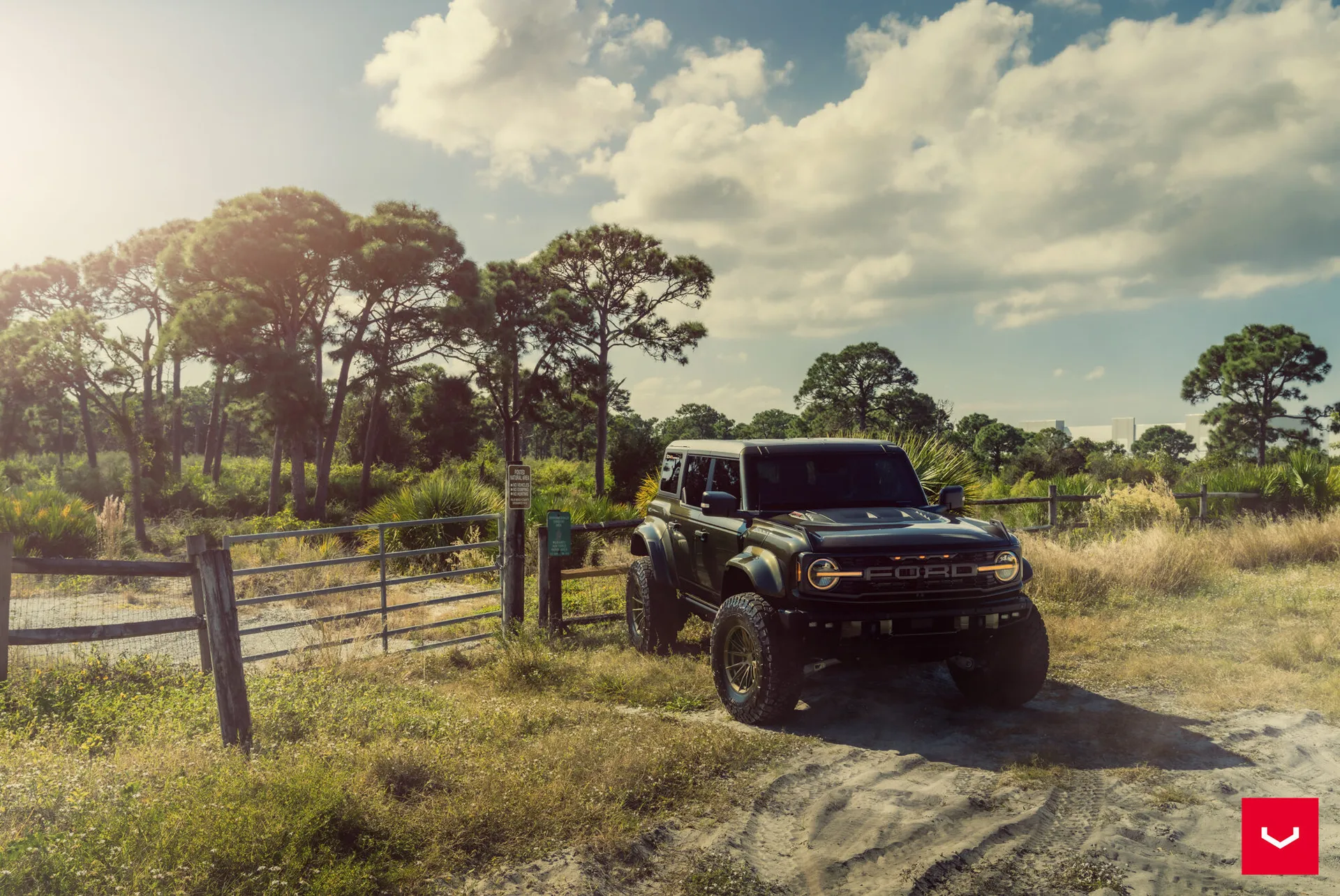 Ford Bronco, 15