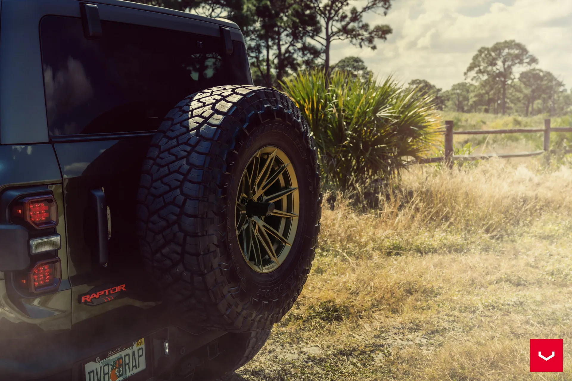 Ford Bronco, 4
