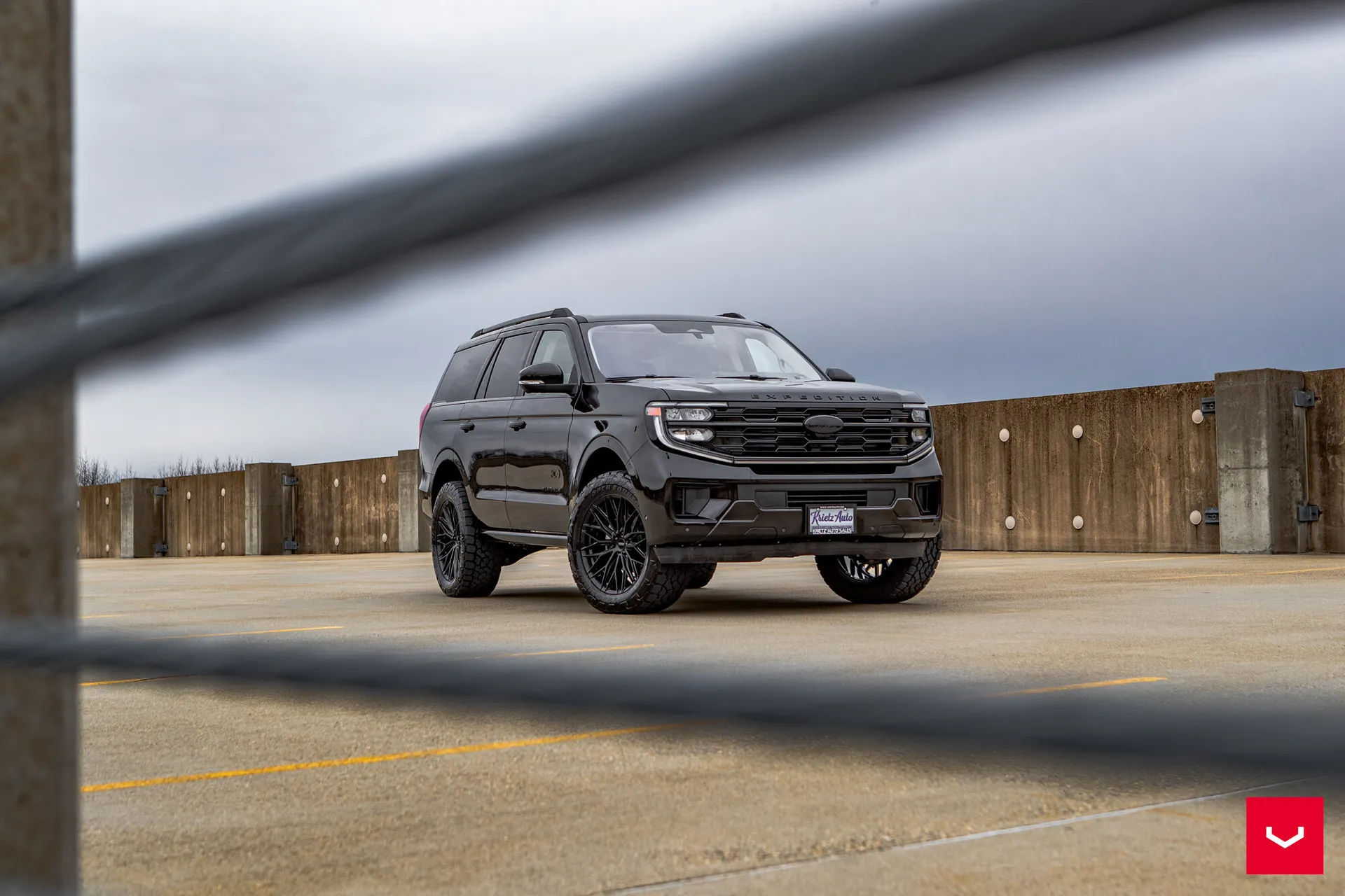 Ford Expedition, 10