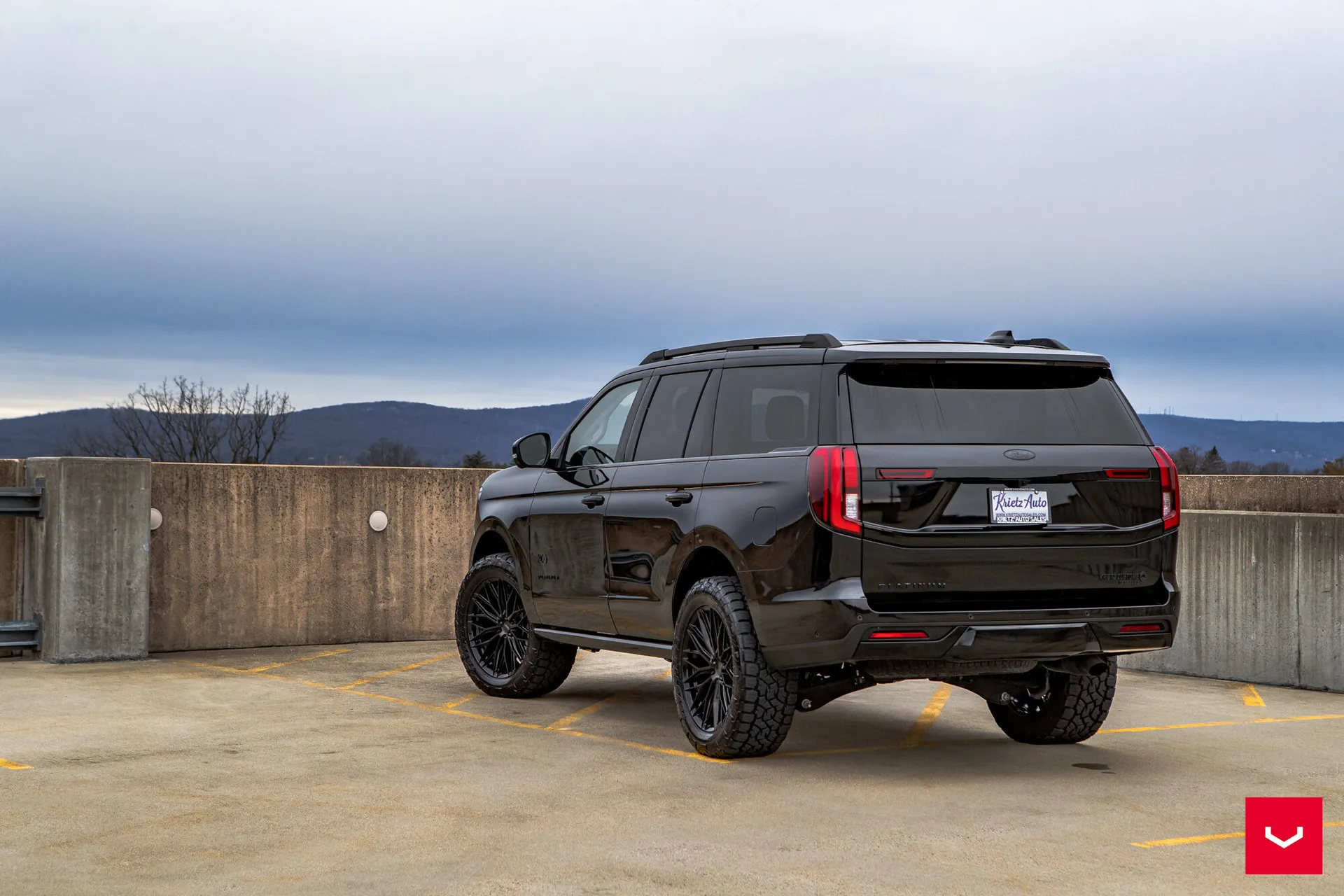 Ford Expedition, 2