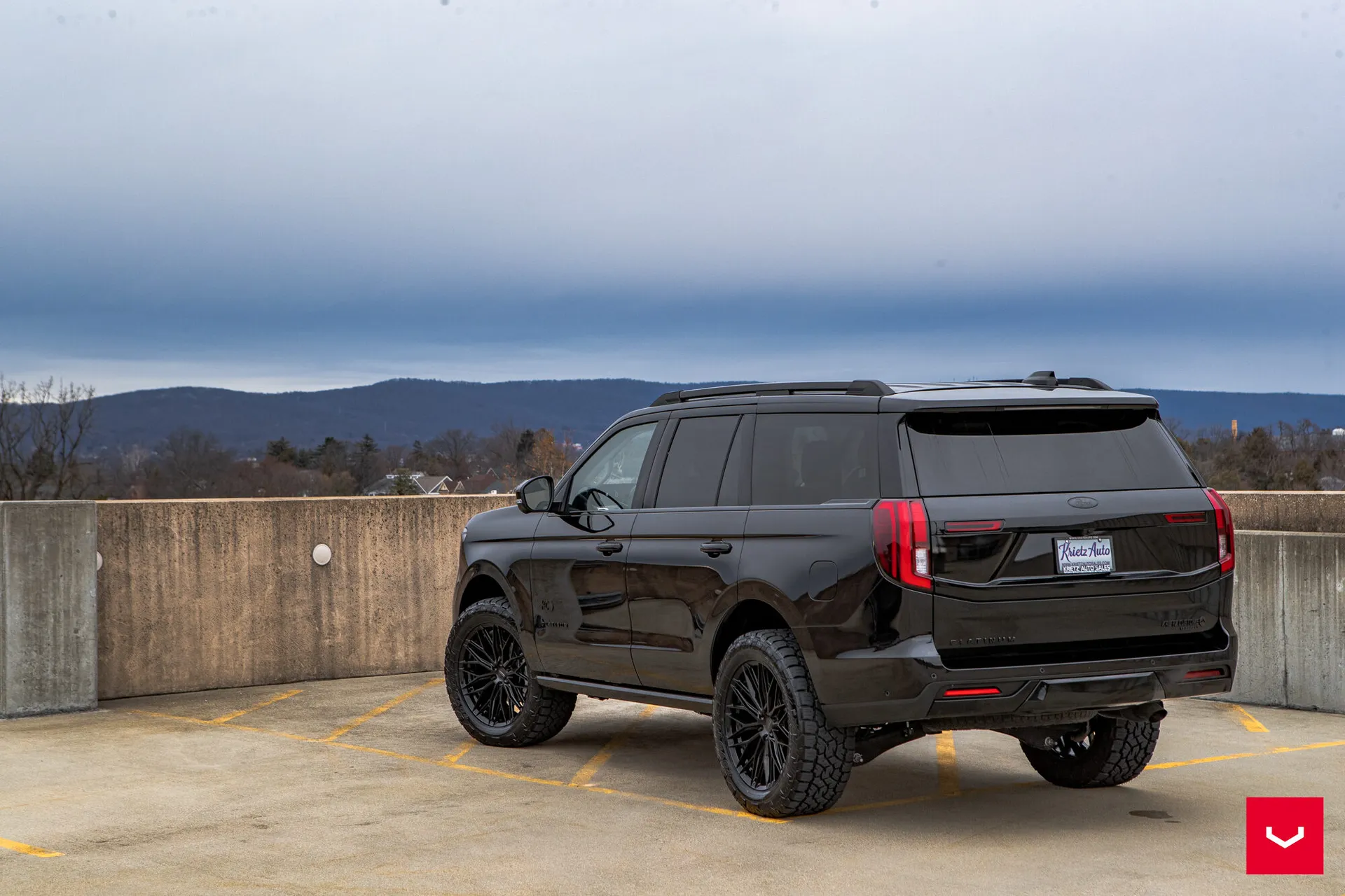 Ford Expedition, 7