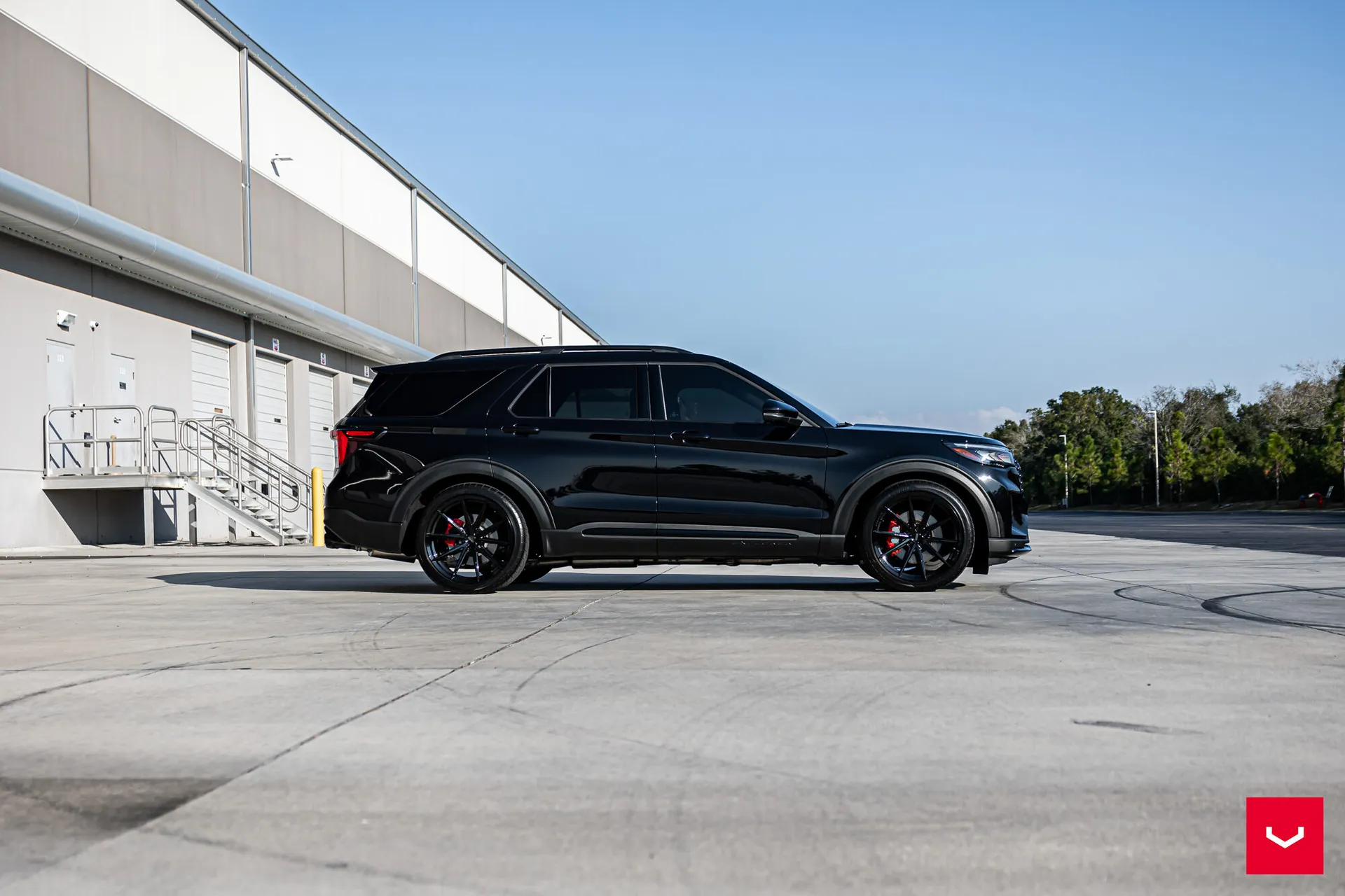 Ford Explorer, 9