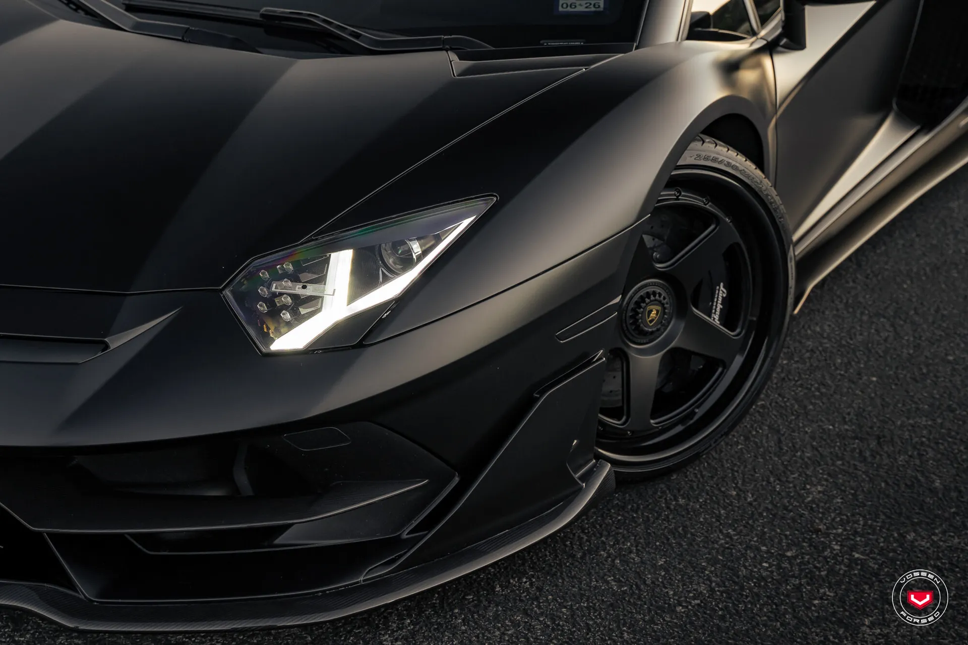 Lamborghini Aventador, 16