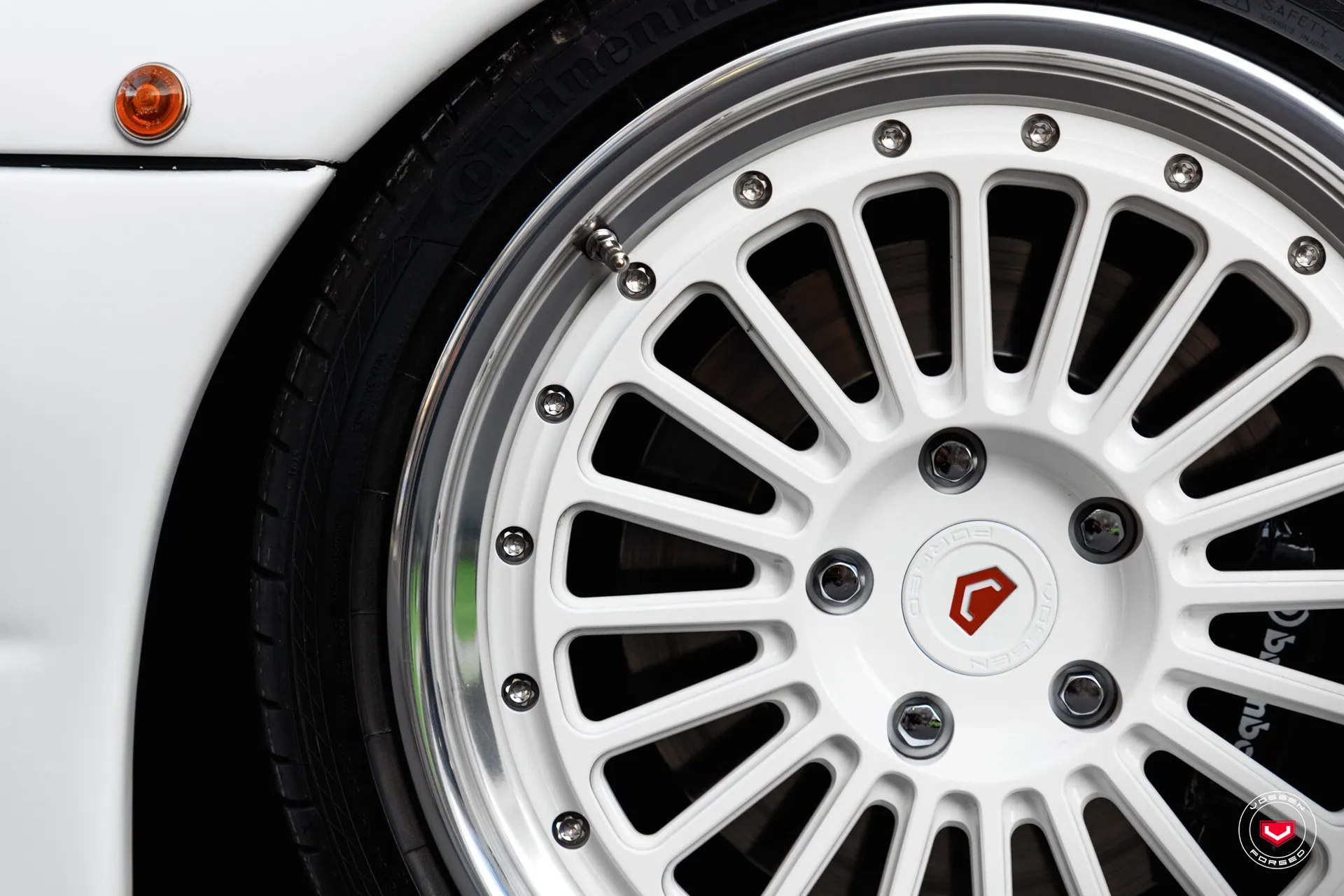 Lamborghini Diablo, 19
