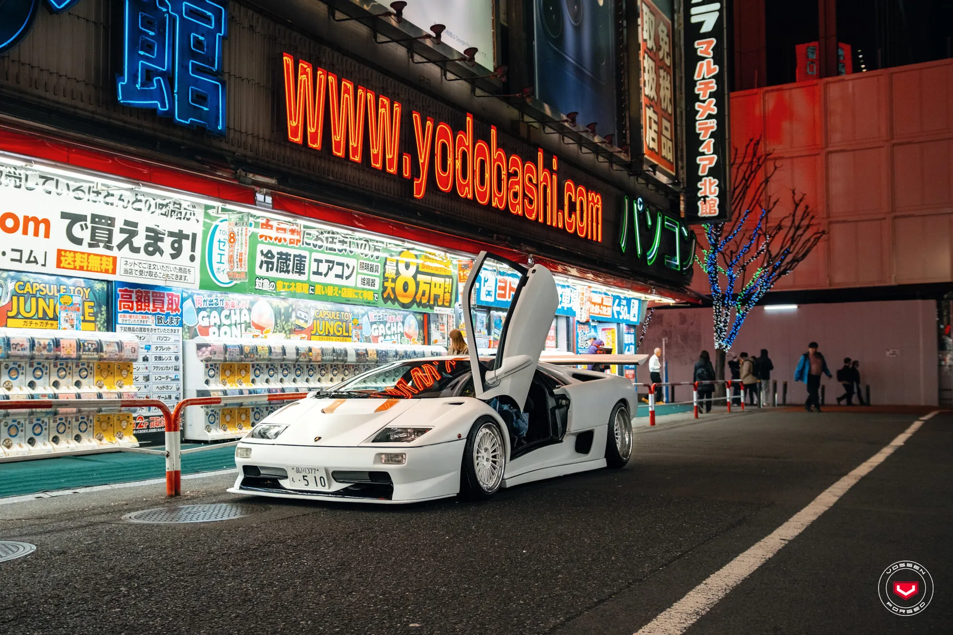Lamborghini Diablo, 4