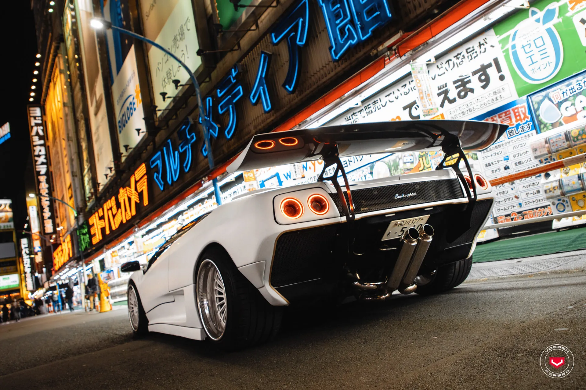 Lamborghini Diablo, 2