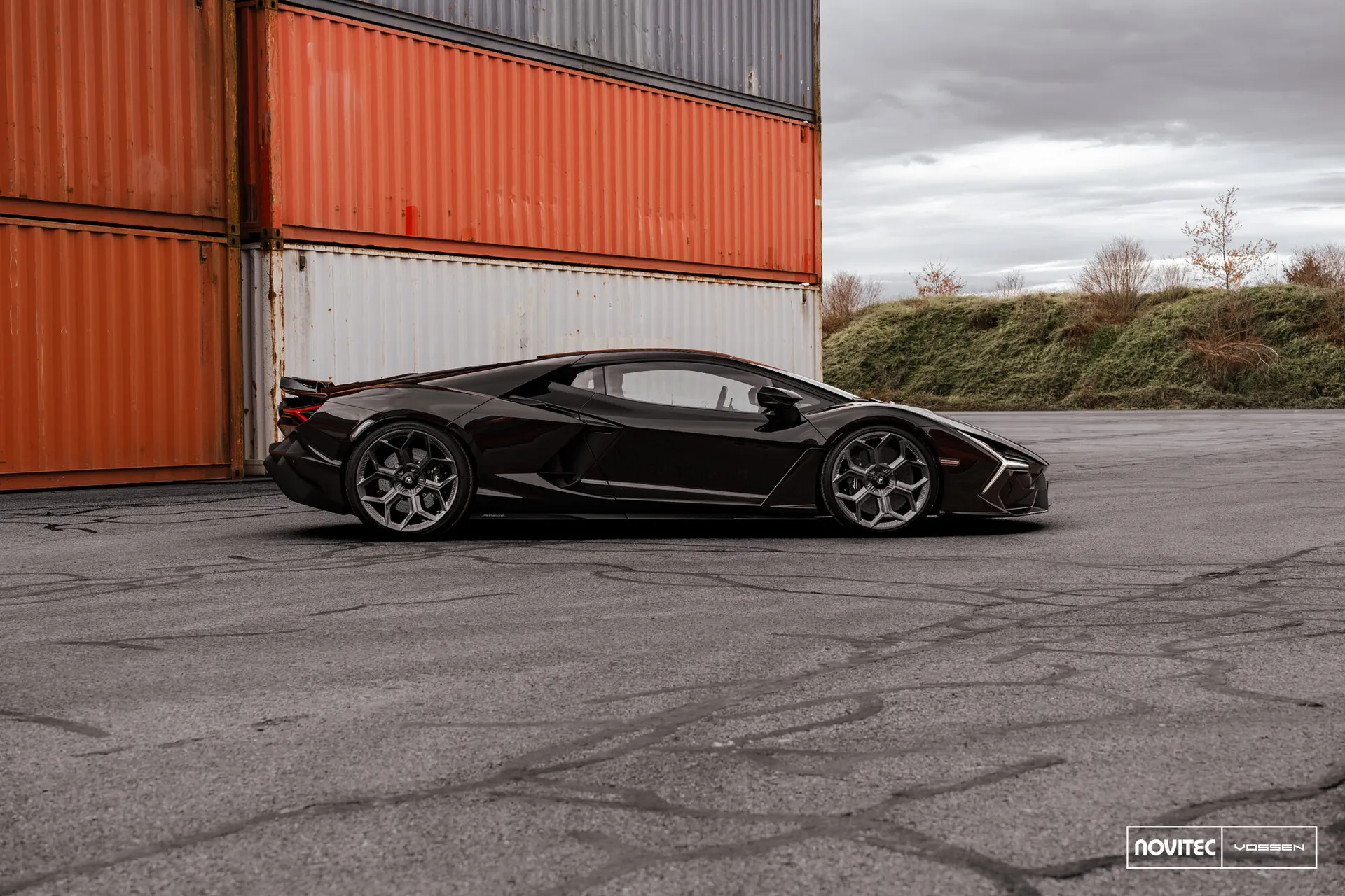 Lamborghini Revuelto, 27