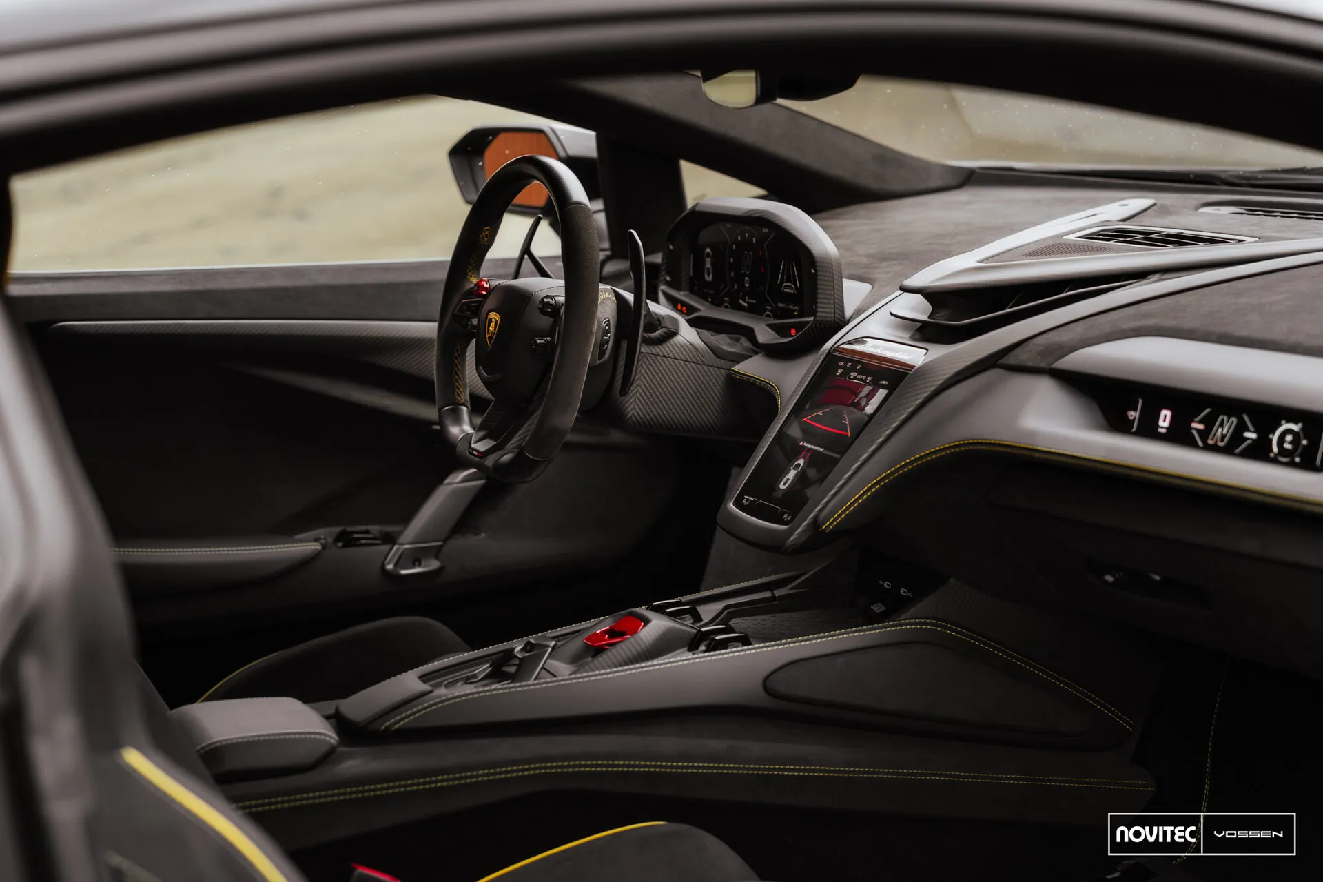 Lamborghini Revuelto, 21