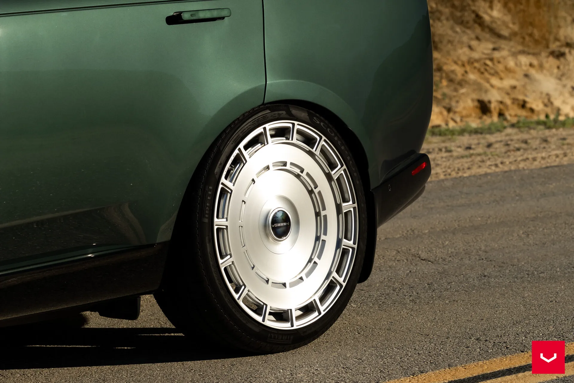 Land Rover Range Rover / Sport, 36