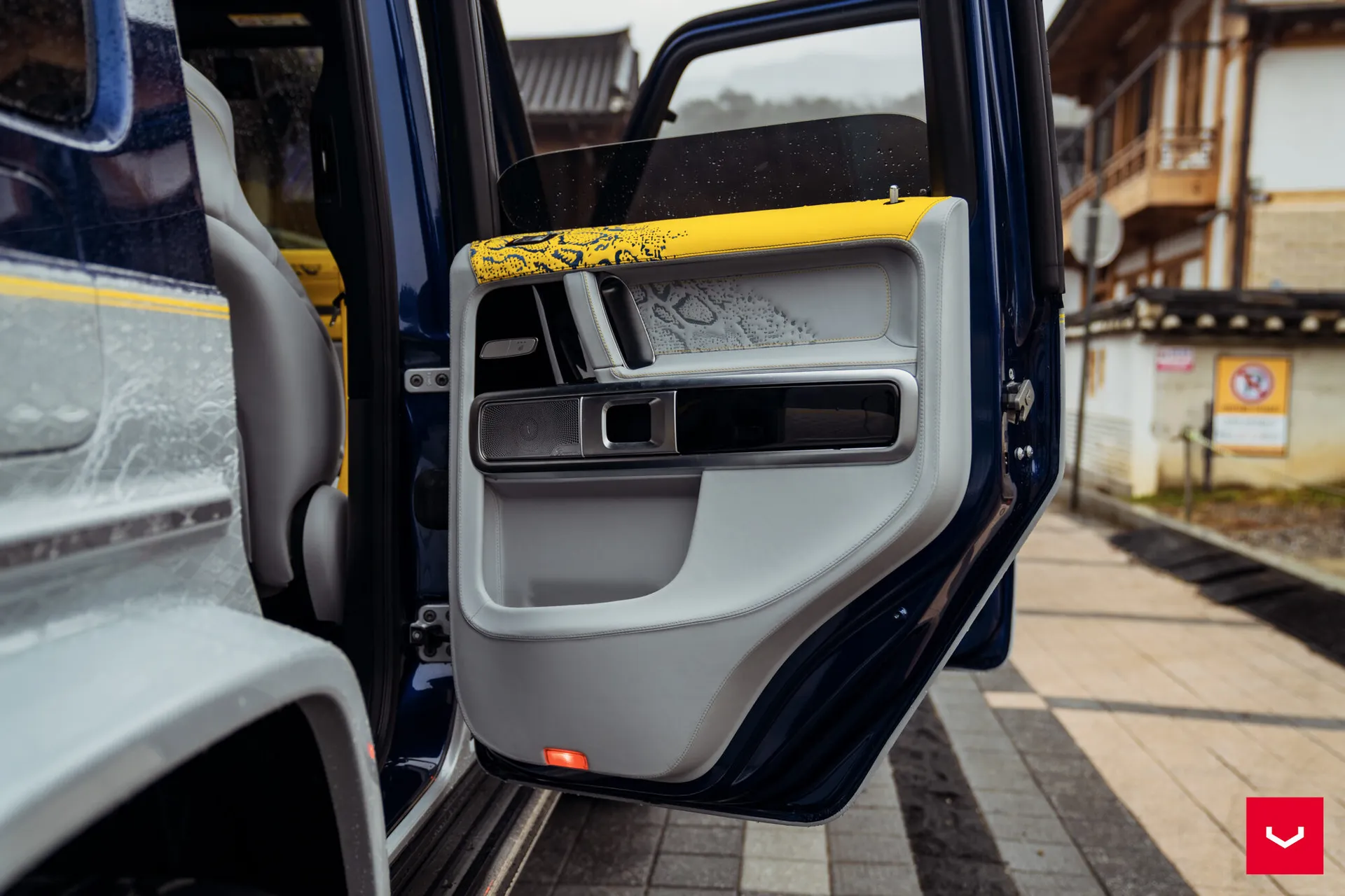 Mercedes Benz G-Class, 9