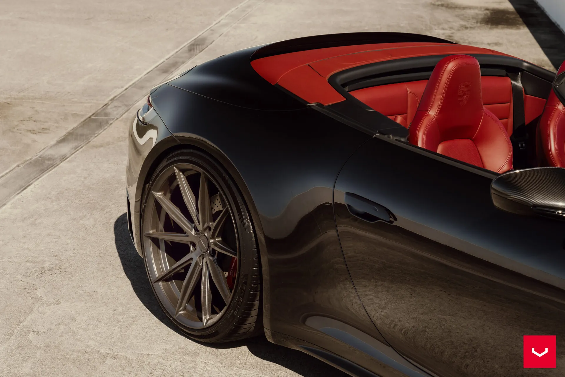 Porsche 992, 13