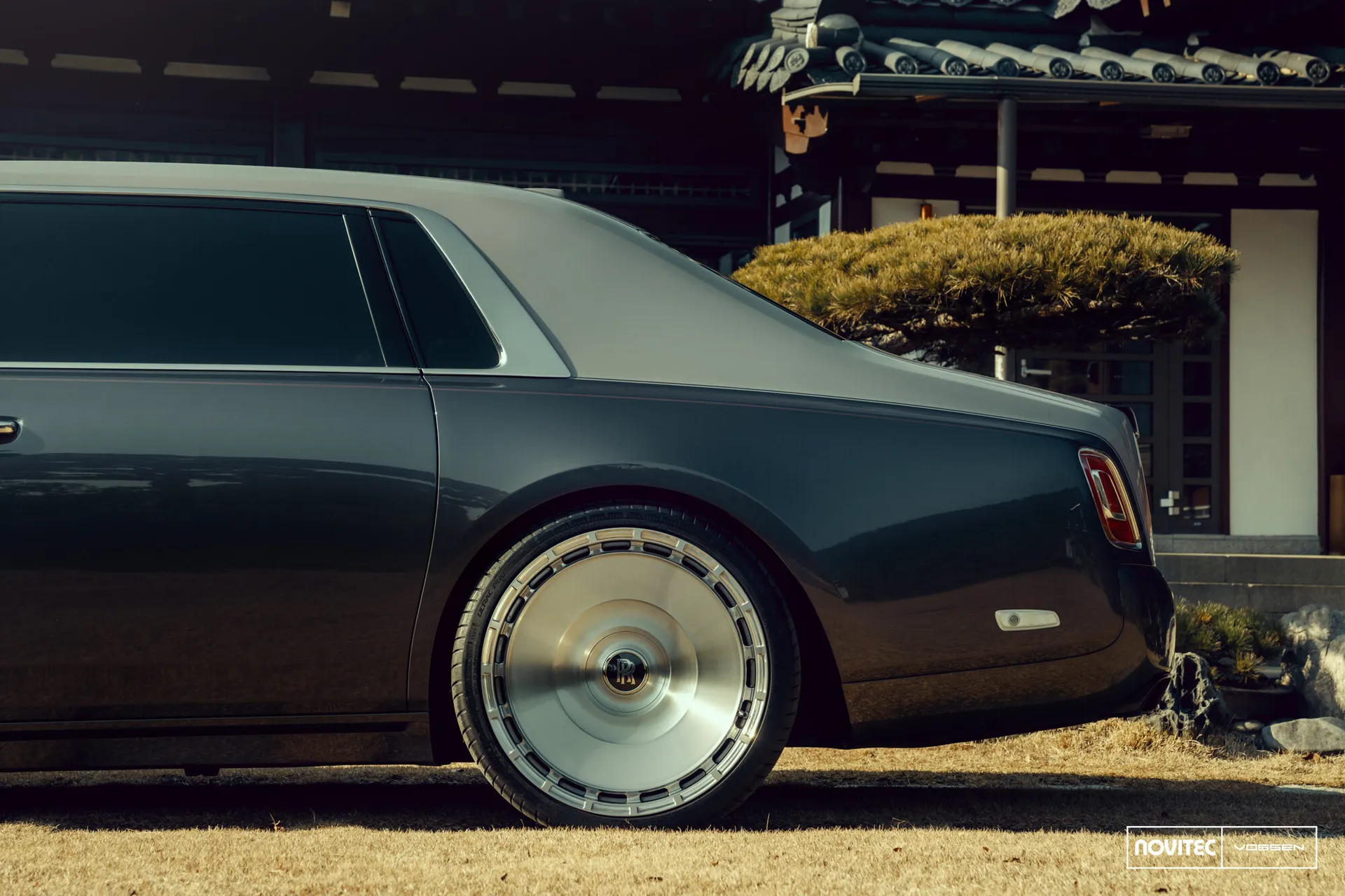 Rolls Royce Phantom, 10