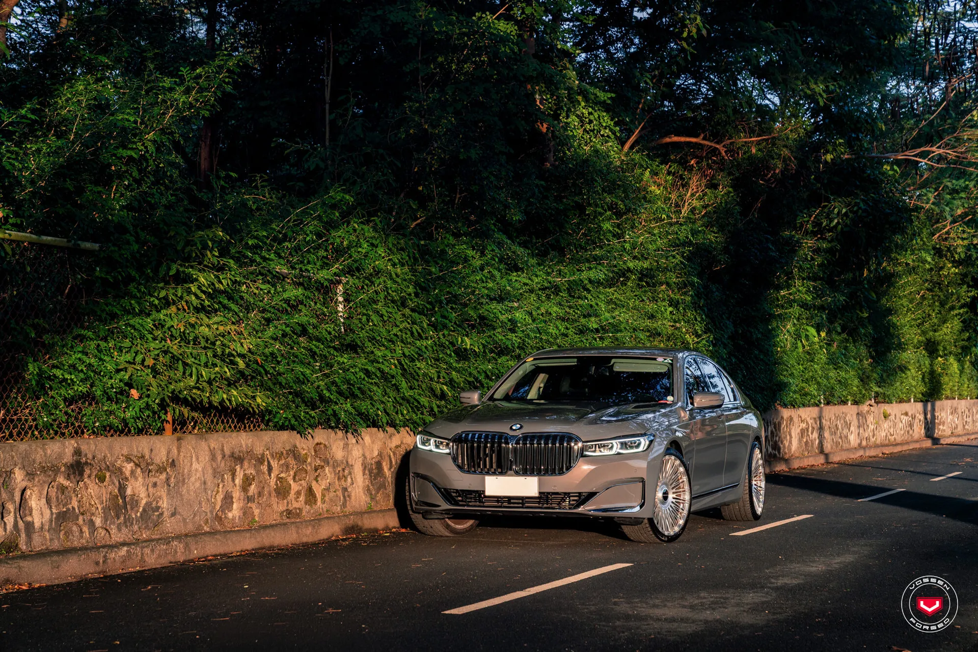 BMW 7 Series, 9