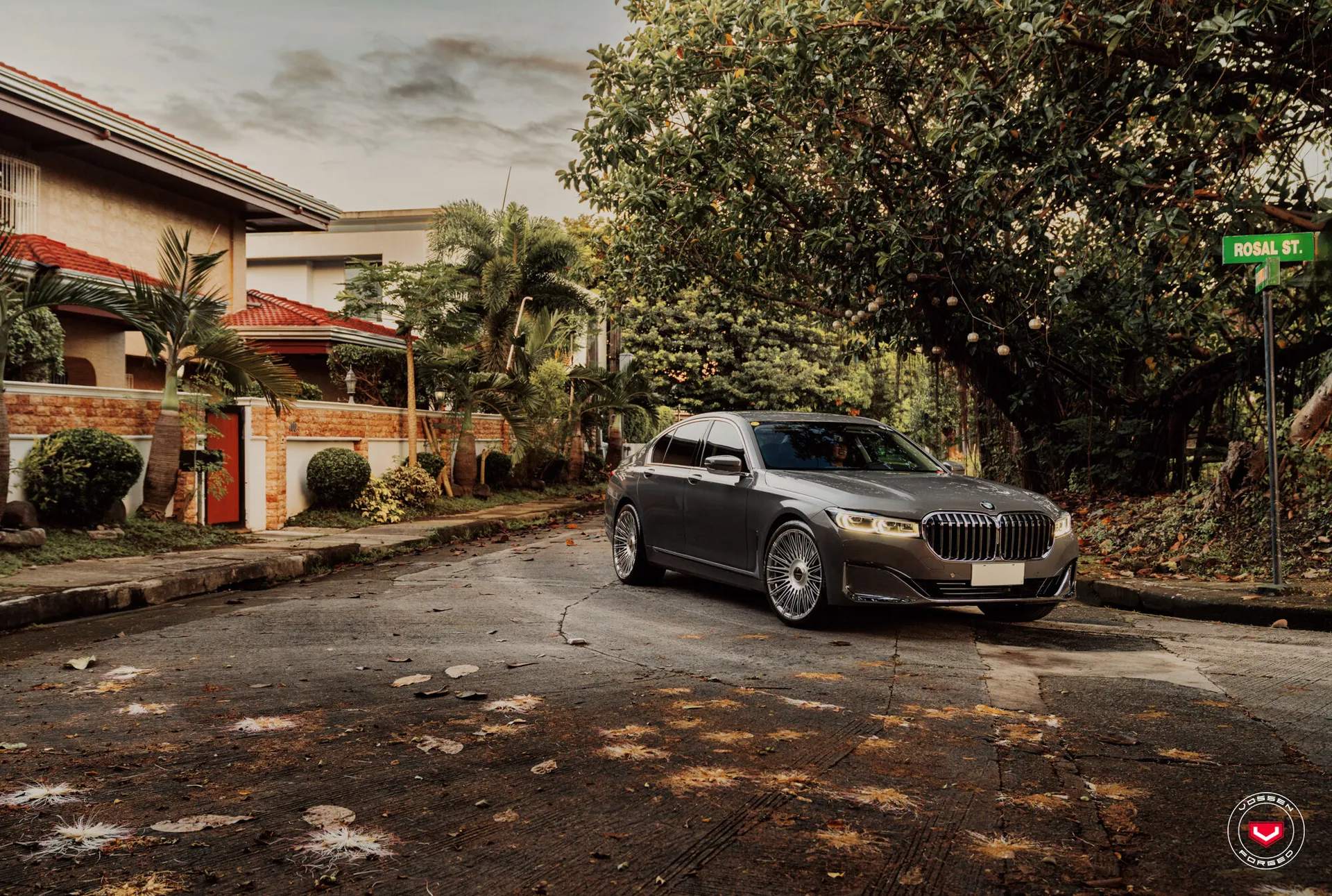BMW 7 Series, 4