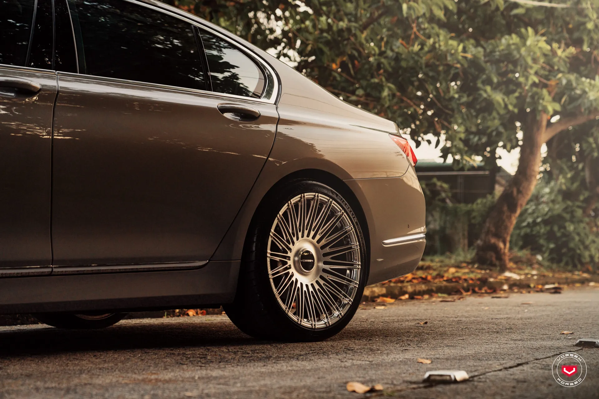 BMW 7 Series, 3