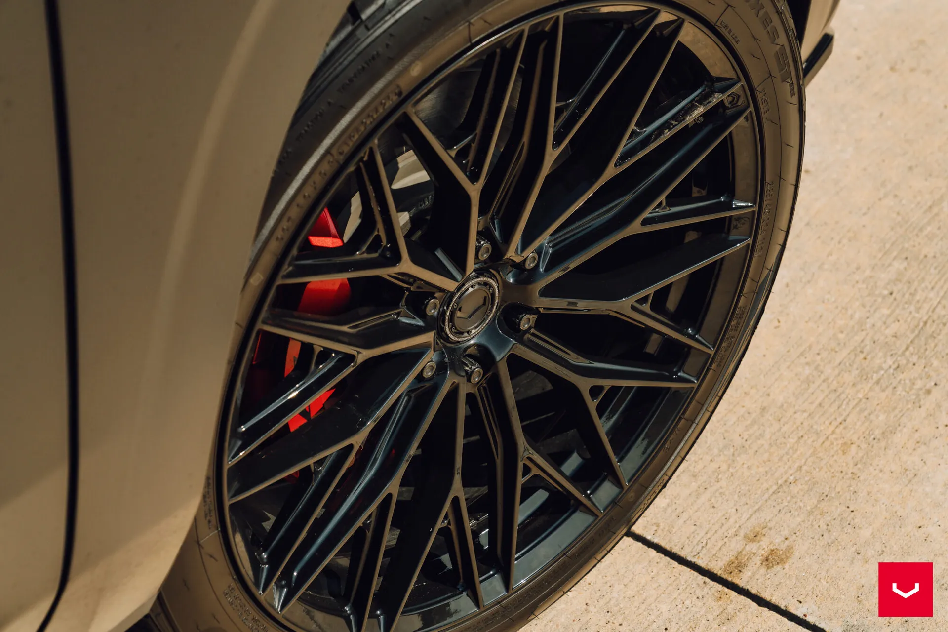 Cadillac Escalade, 4